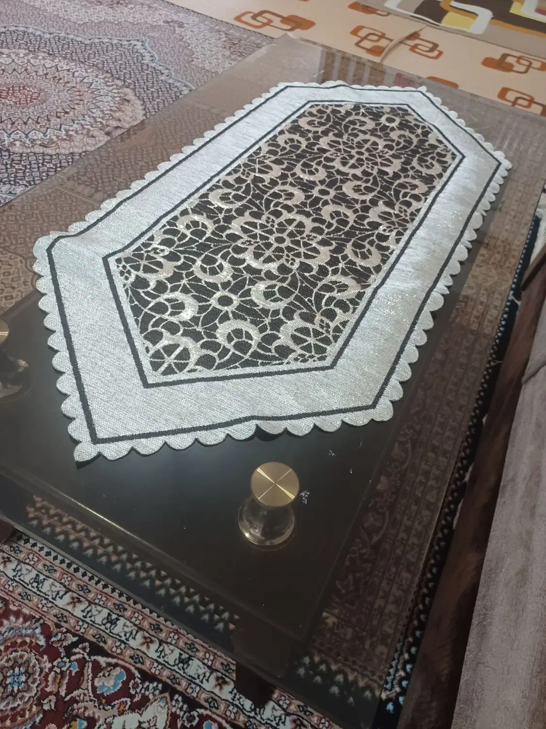 جلومبلی سالم وتمیز|مبلمان خانگی و میز عسلی|پارس‌آباد, |دیوار