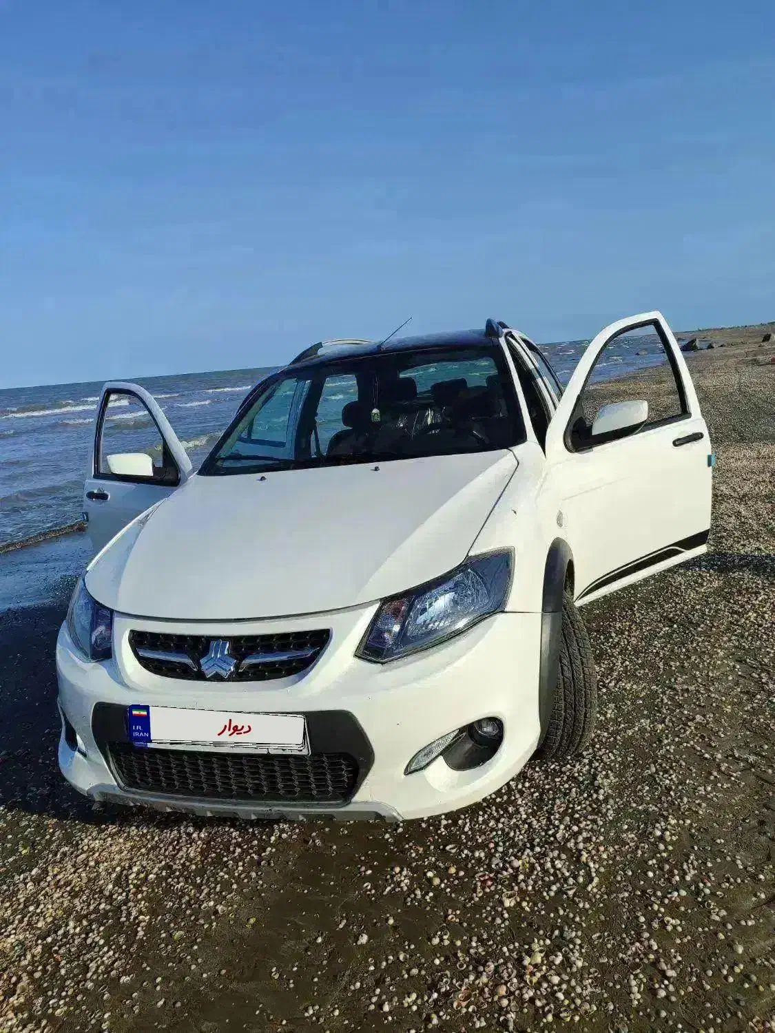 کوییک r1402 سفید مشکی(فروش و یا معاوضه فوری)|خودرو سواری و وانت|اردبیل, |دیوار