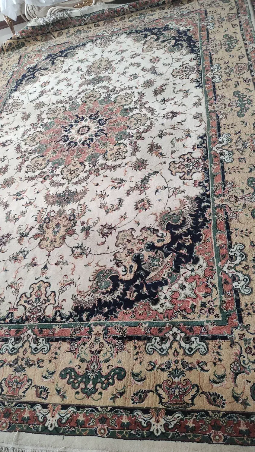 ۲ عدد قالی ۹متری ۲/۵ در ۳/۵ متر و۱۲ متری ۳ در ۴|فرش|مشهد, بهارستان|دیوار