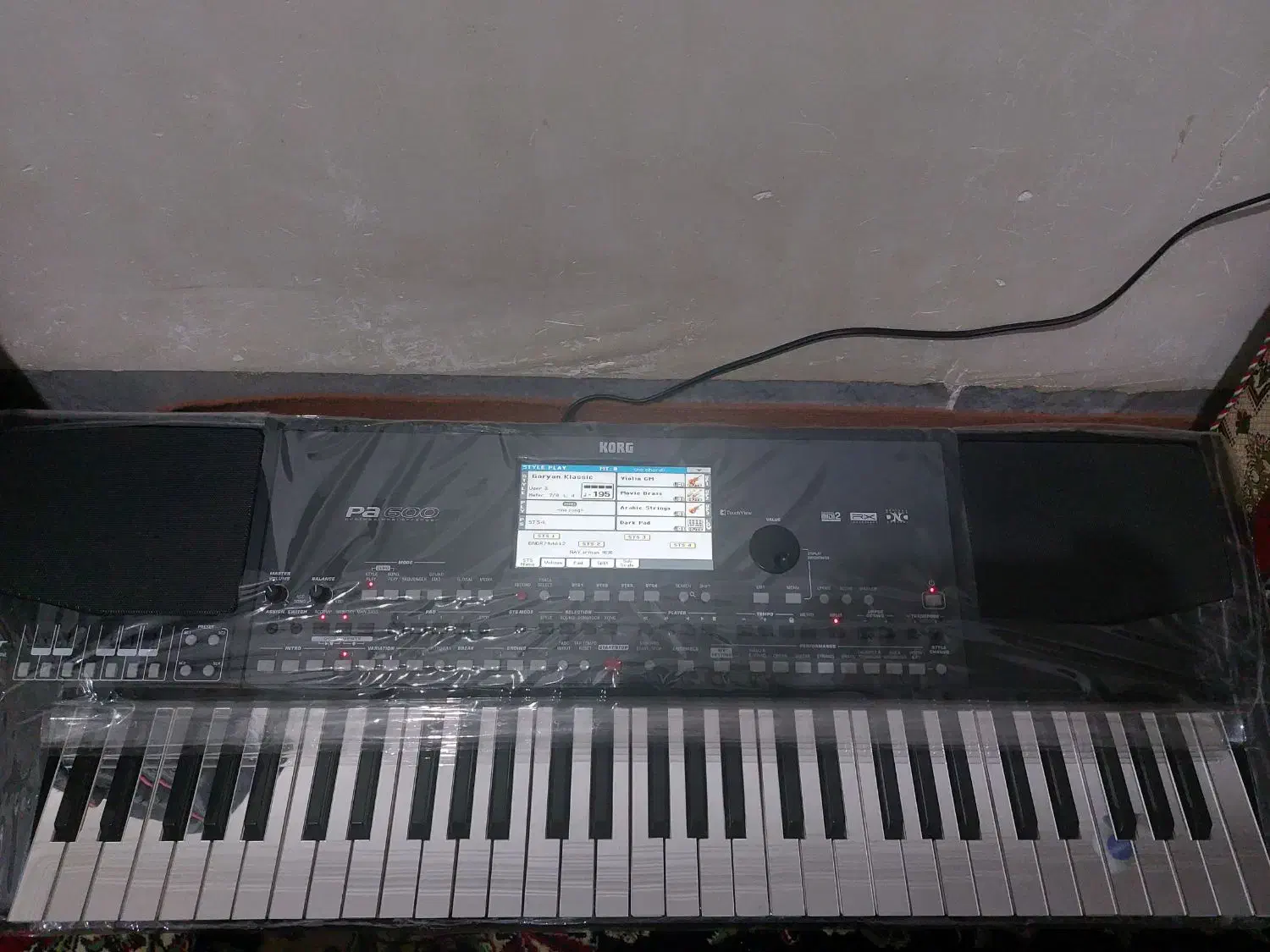 pa600 Qt|پیانو، کیبورد، آکاردئون|سنندج, |دیوار