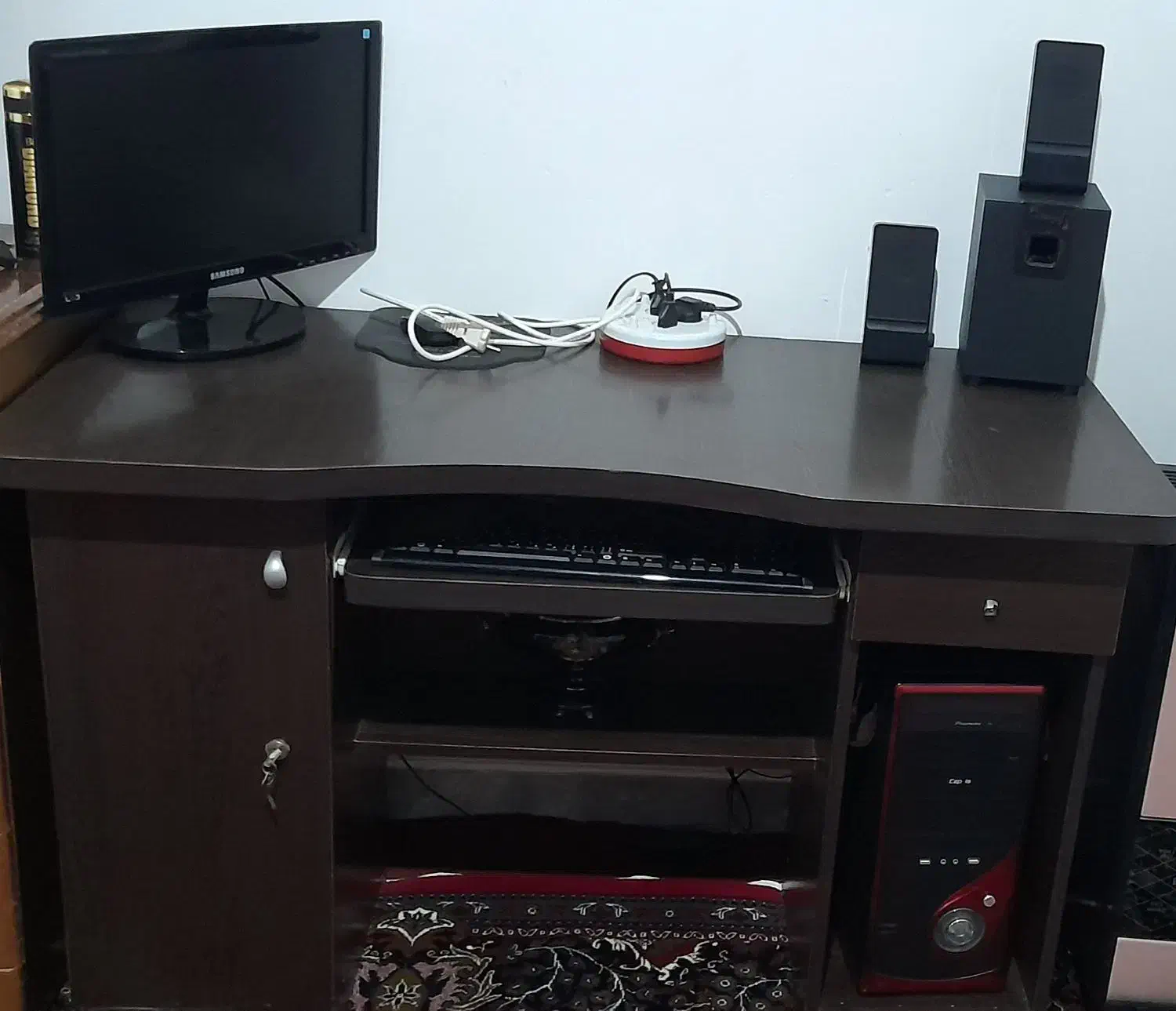 کامپیوتررومیزی|رایانه رومیزی|ساوه, |دیوار