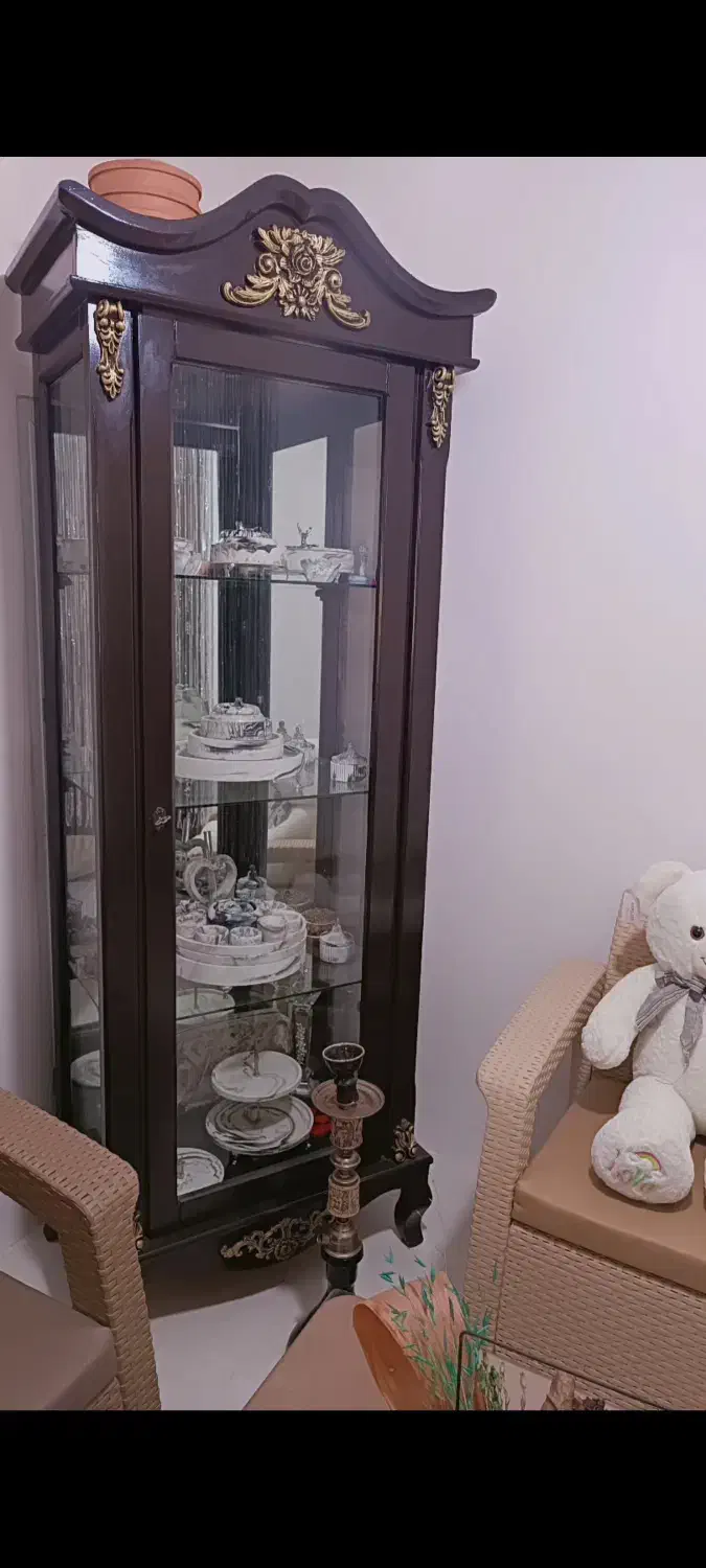 مبل و تخت و بوفه|مبلمان خانگی و میز عسلی|واجارگاه, |دیوار