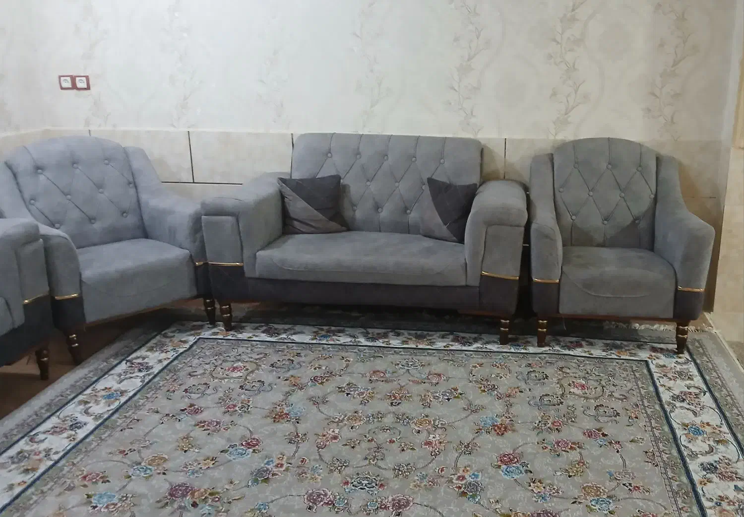 مبلمان|مبلمان خانگی و میز عسلی|امیدیه, |دیوار