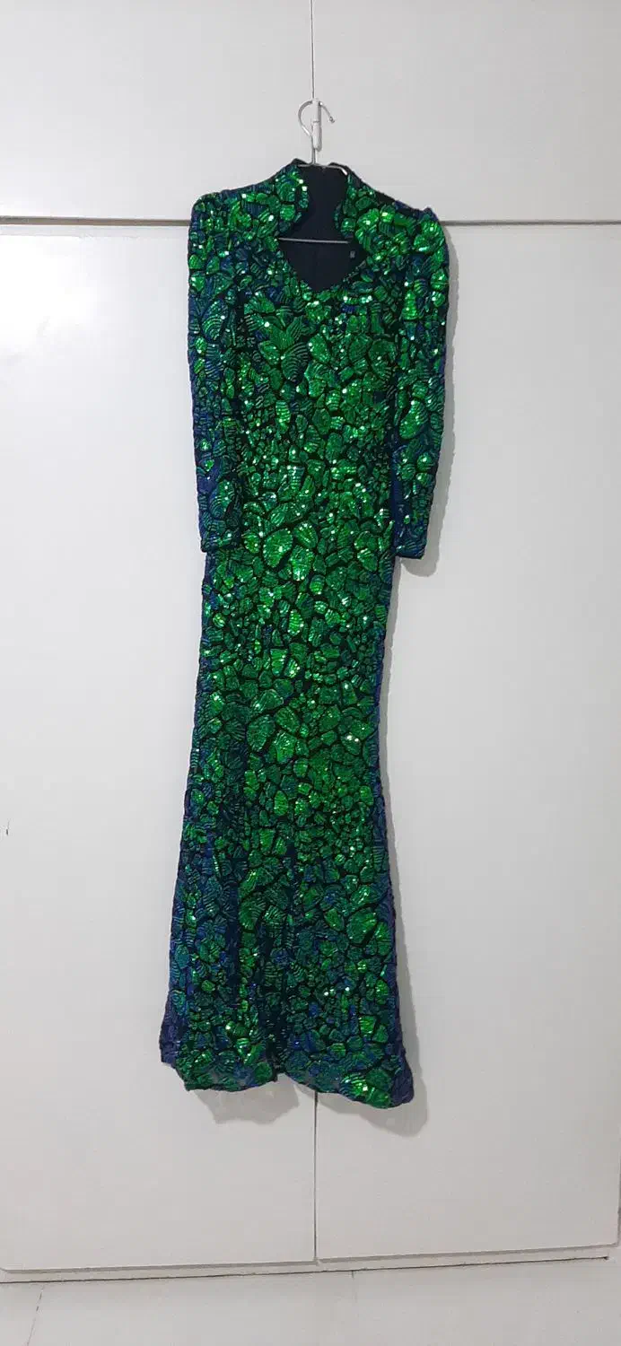 لباس مجلسی|لباس|مشکین‌دشت, |دیوار