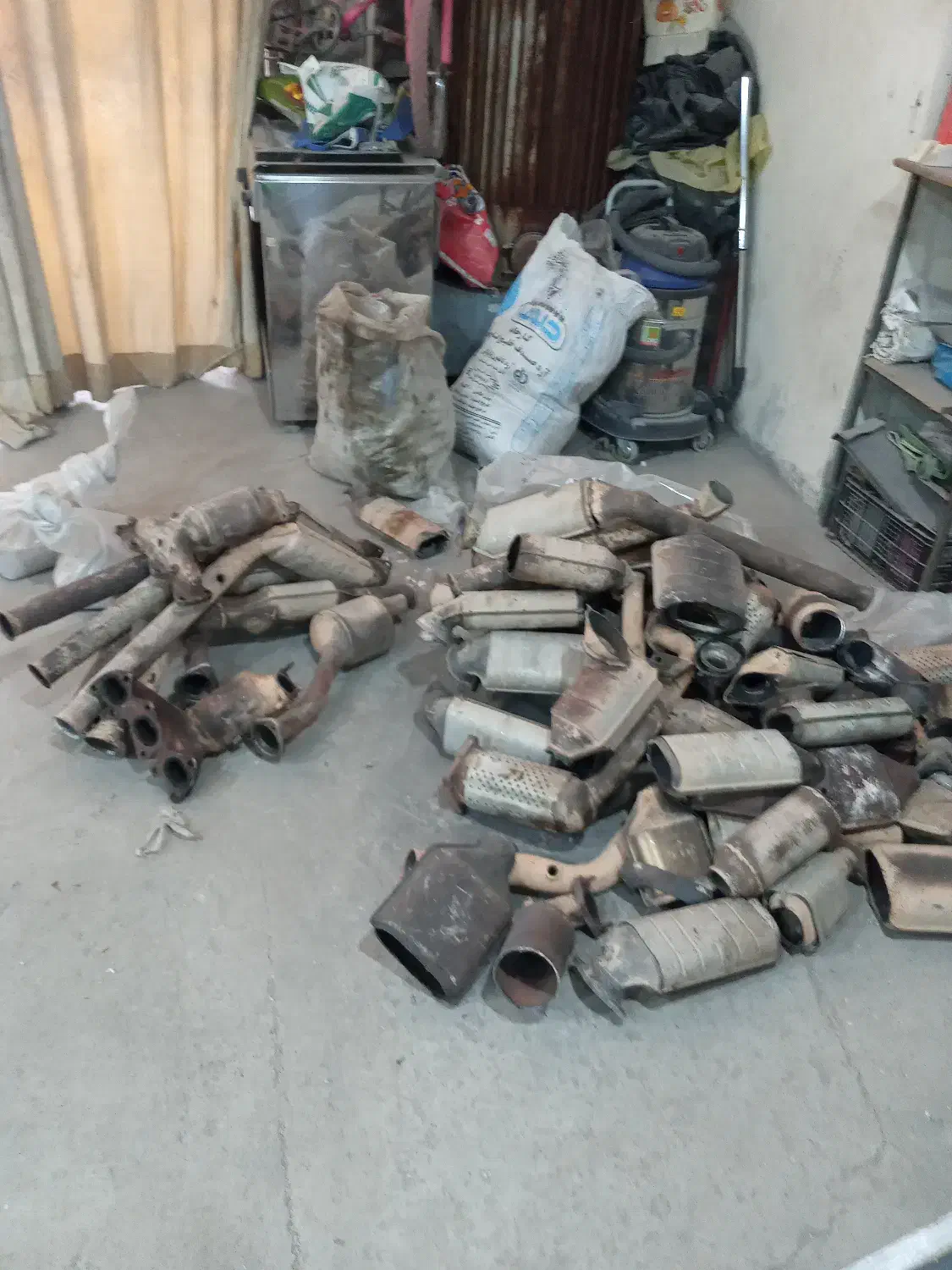 کاتالیزور و خاک|قطعات یدکی و لوازم جانبی|اصفهان, شمس آباد|دیوار