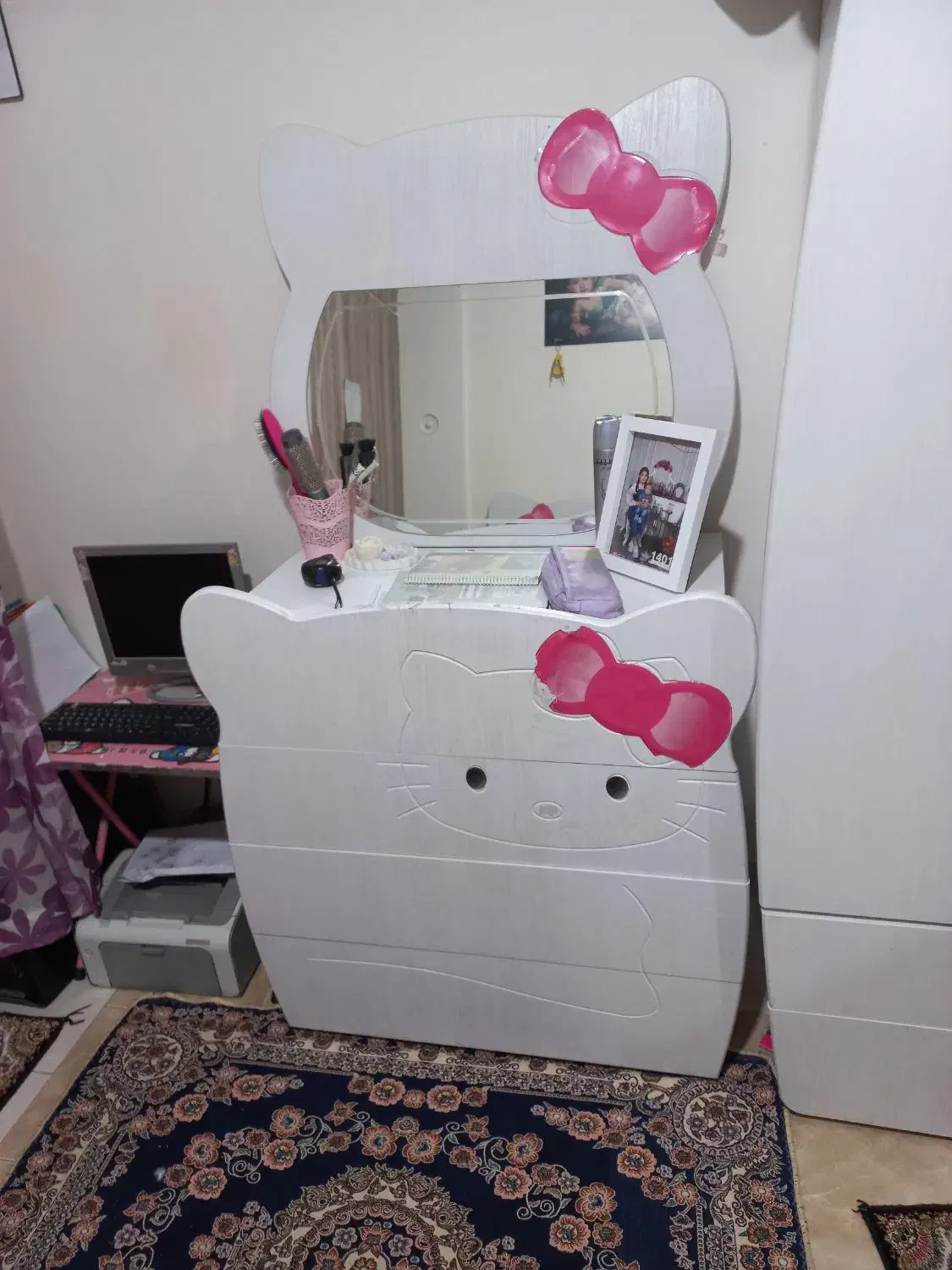 سرویس کیتی کمد و دراور وتخت|تخت و سرویس خواب|تهران, باغ خزانه|دیوار