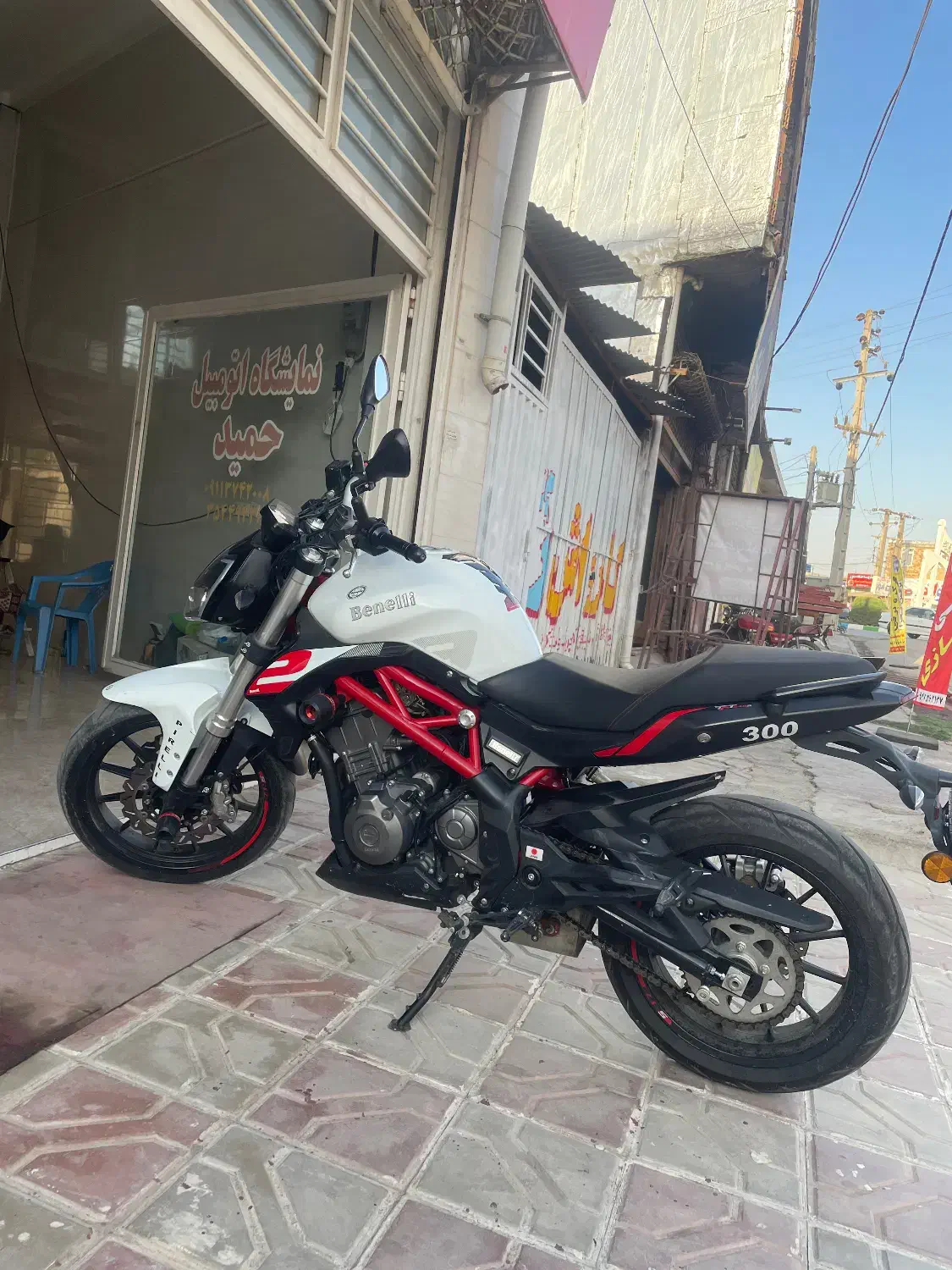 بنلی ۳۰۰|موتورسیکلت|گنبد کاووس, |دیوار