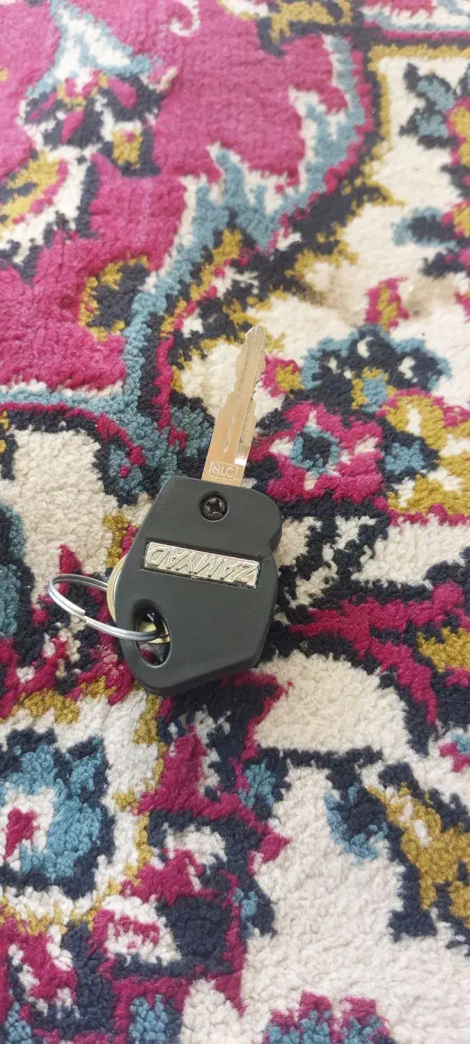 دسته کلید گم کردم|اشیا|کاشان, شهرک خاتم الانبیا (مسکن ملی کاشان)|دیوار