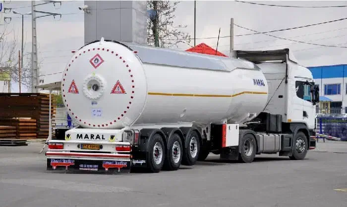 راننده پایه یک هستم جاده|استخدام حمل و نقل|بندرعباس, |دیوار