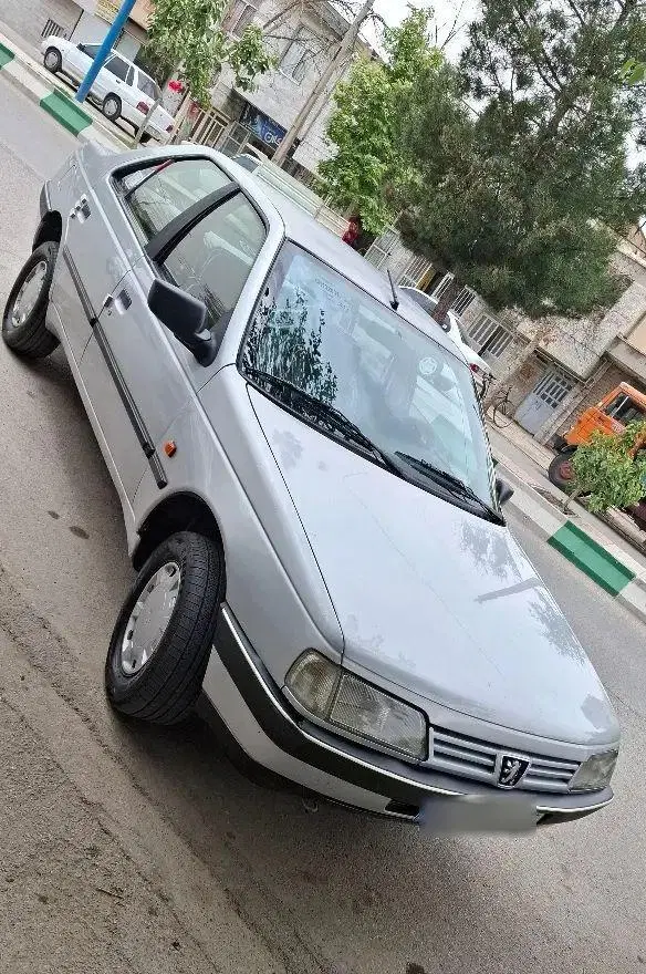 پژو ۴۰۵|خودرو سواری و وانت|بروجرد, |دیوار