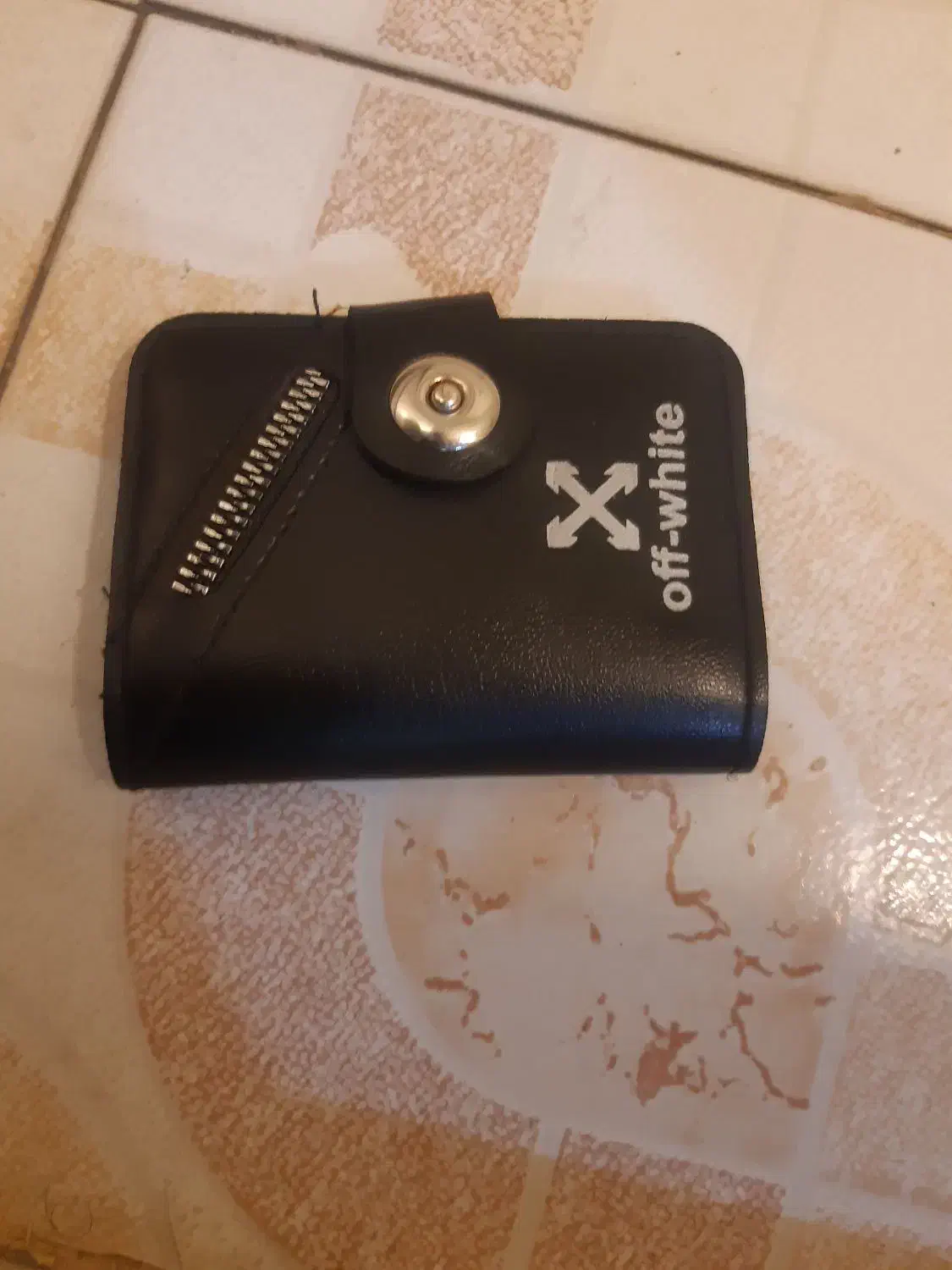 کیف جاکارتی پیداشوده|اشیا|بروجرد, |دیوار