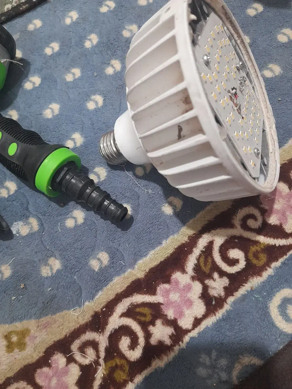 تعدادی لامپ ودار واره|حراج|بم, |دیوار