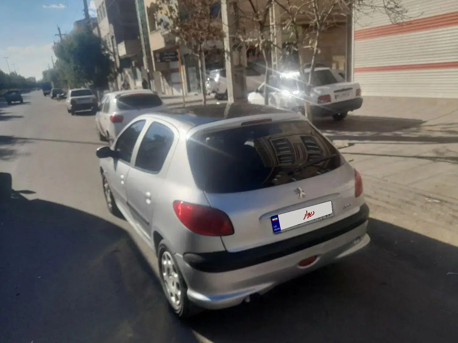 پژو ۲۰۶ تیپ ۵|خودرو سواری و وانت|قم, باغ شریفی|دیوار