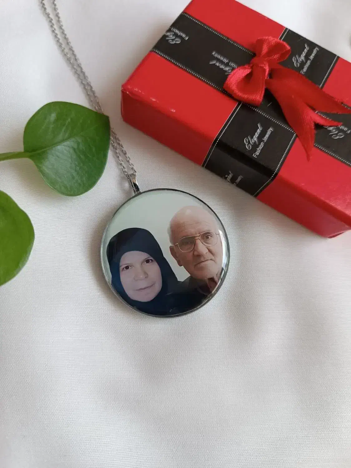 روز مادر روز زن روز پدر هدیه تولد کادو گردنبند|بدلیجات|قم, پردیسان|دیوار