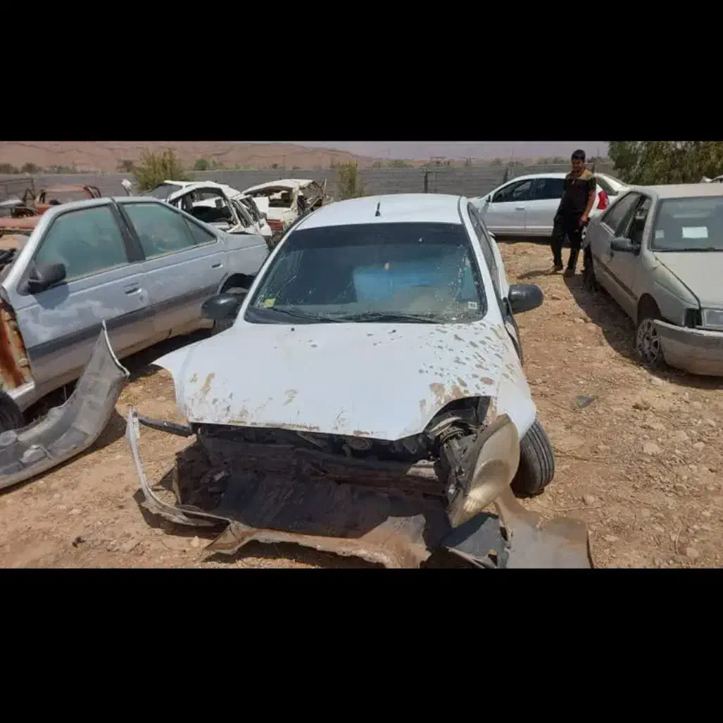 فروش خودروتصادفی|خودرو سواری و وانت|شیراز, بید زرد|دیوار