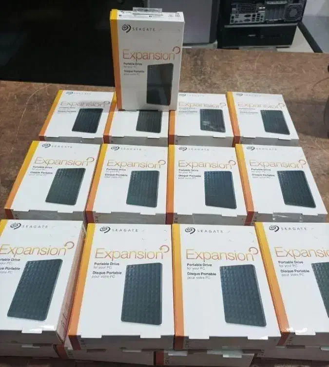 هارد اکسترنال 500 گیگ مخصوص عروسی سیگیت|قطعات و لوازم جانبی رایانه|ارومیه, |دیوار