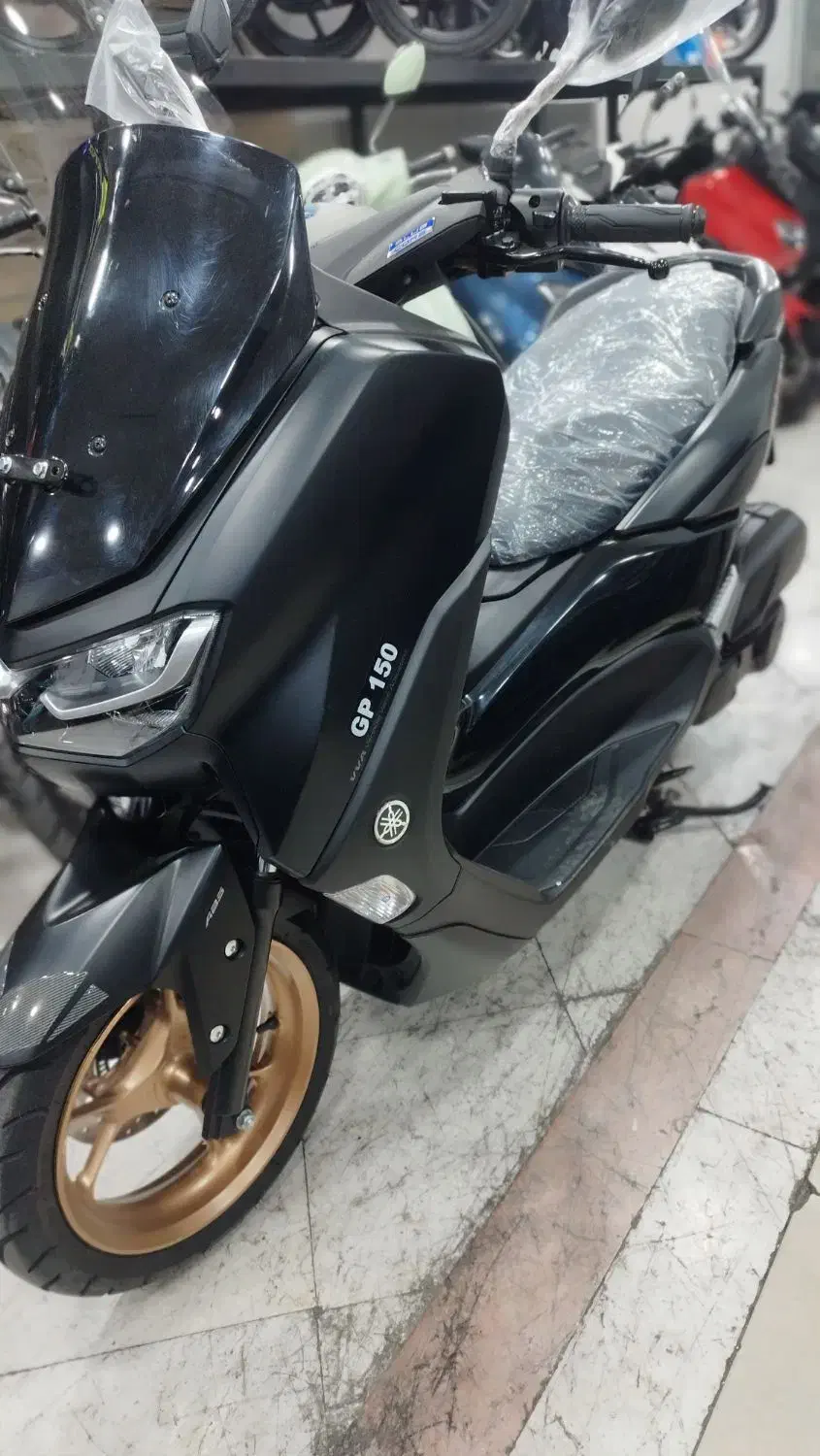 ان مکس (n max) 2024 مشکی فول نقد و اقساط|موتورسیکلت|تهران, گمرک|دیوار