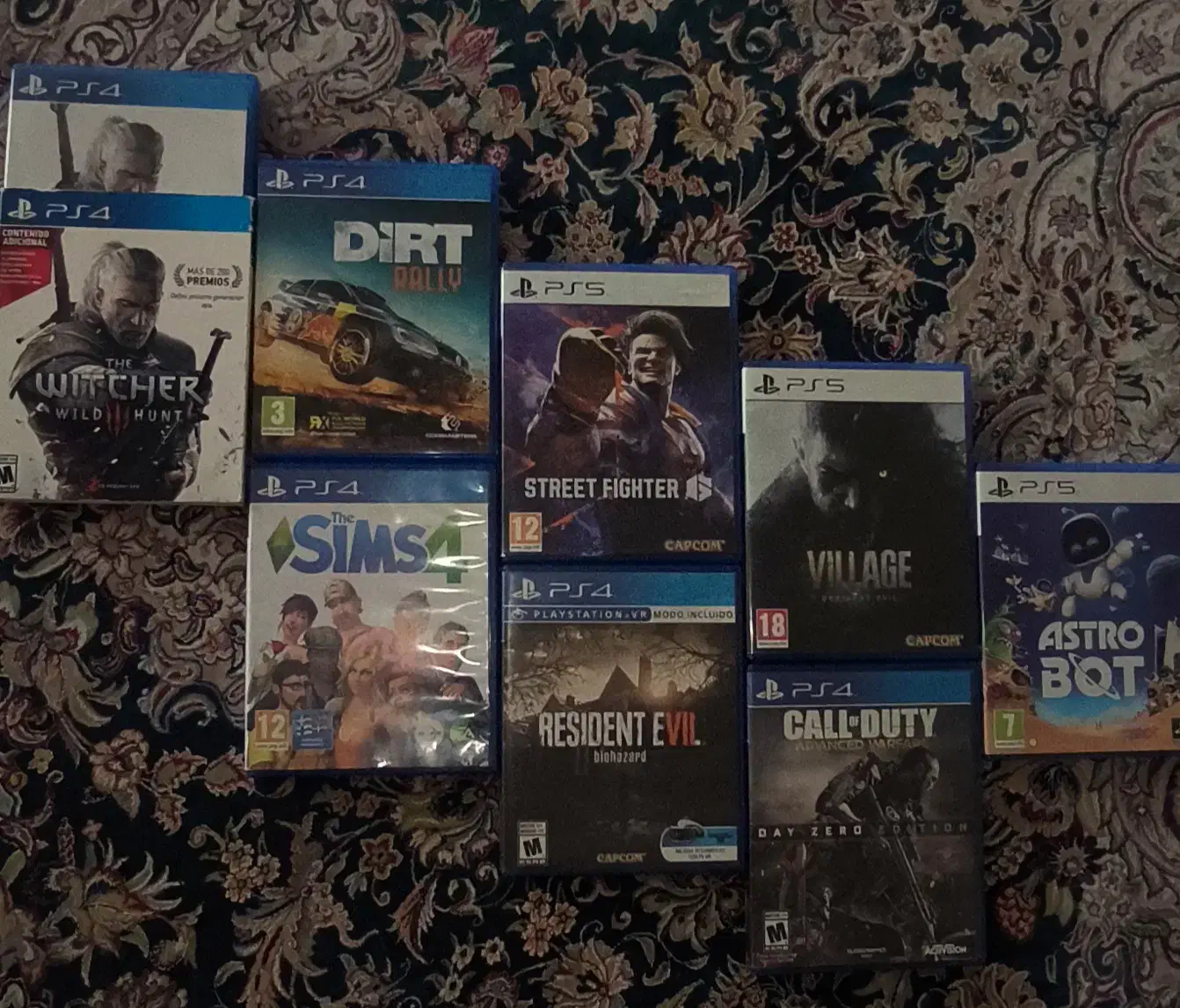 تعدادی بازی ps5 و ps4|کنسول، بازی ویدئویی و آنلاین|مشهد, جاهد شهر|دیوار