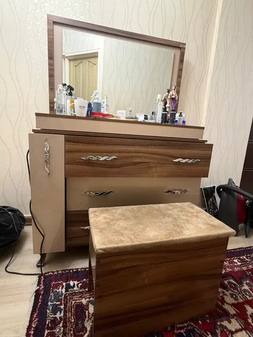 آینه کنسول|بوفه، ویترین، کنسول|تبریز, |دیوار