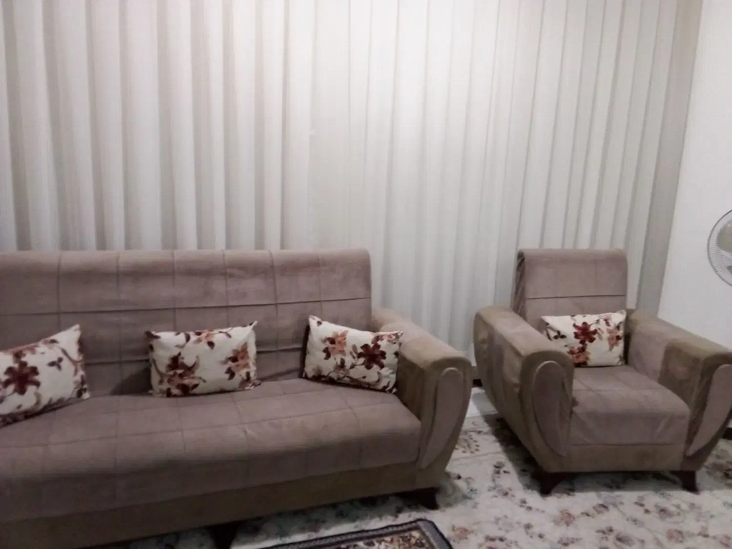 مبل7نفره|مبلمان خانگی و میز عسلی|گلبهار, شهر جدید گلبهار|دیوار
