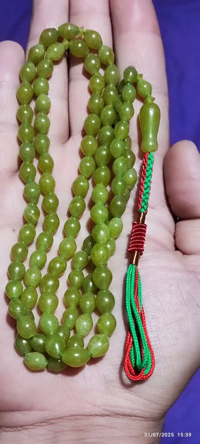 تسبیح شاه مقصود|جواهرات|شیراز, بازار|دیوار