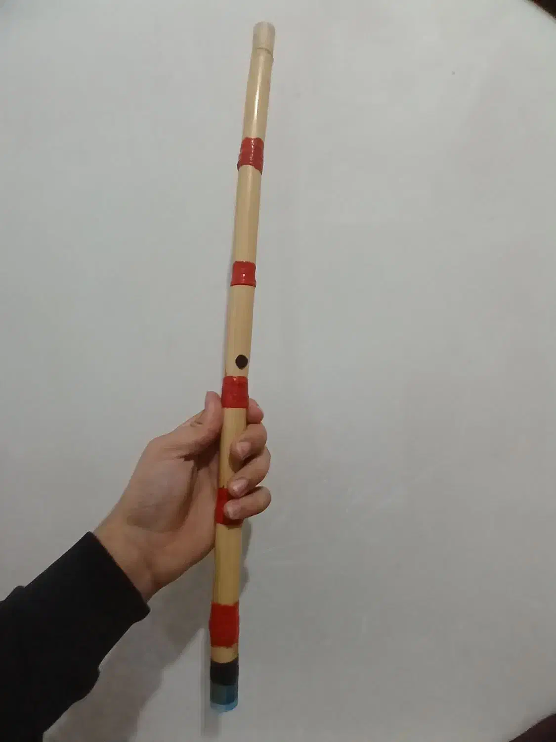 نی هفتبند|سازهای بادی|رباط‌کریم, رباط‌کریم|دیوار