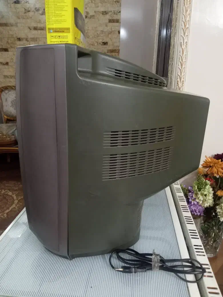 تلویزیون شهاب|تلویزیون و پروژکتور|ری, سیزده آبان|دیوار