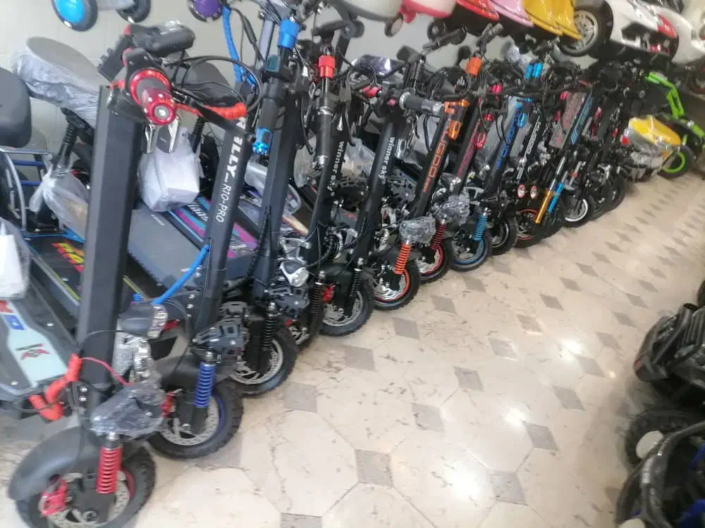 دنیای اسکوتر برقی صندلی دار وارداتی|دوچرخه، اسکیت، اسکوتر|شیراز, دروازه اصفهان|دیوار