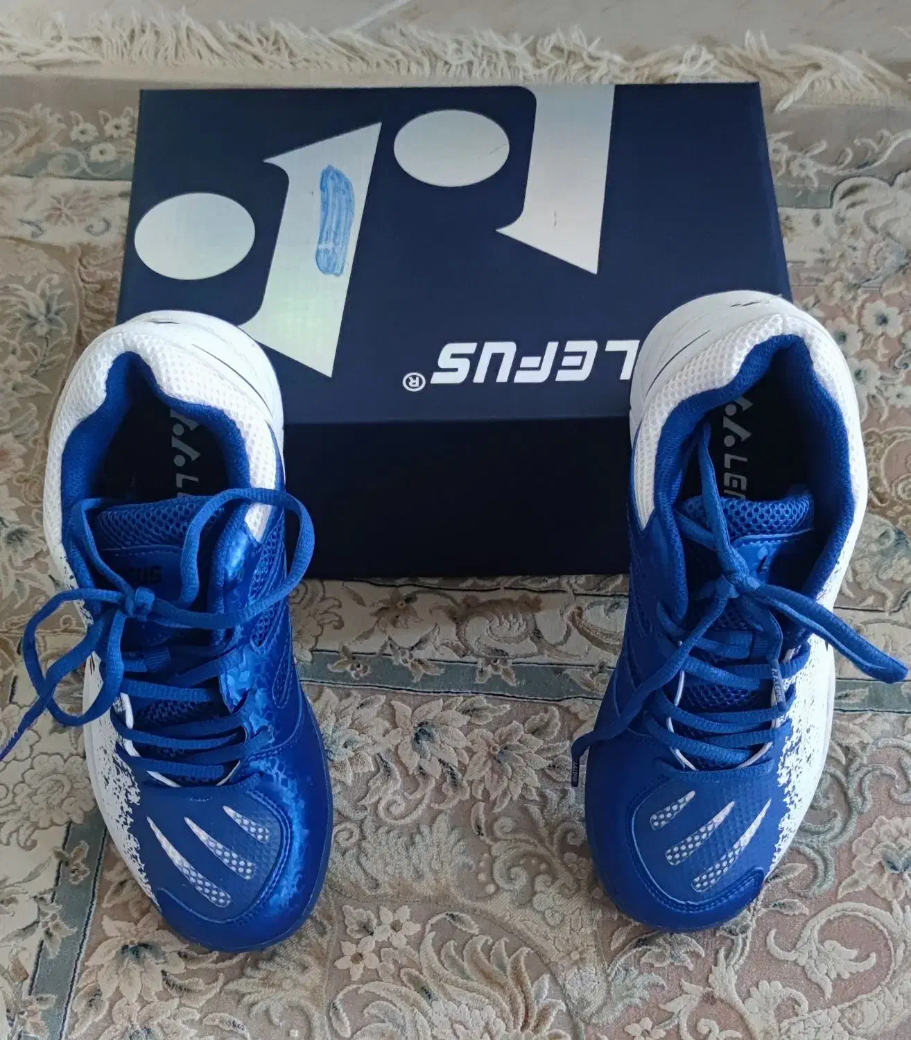 کفش ورزشی خارجی مارک LEFUS شماره ۳۷|کیف، کفش، کمربند|جم, |دیوار