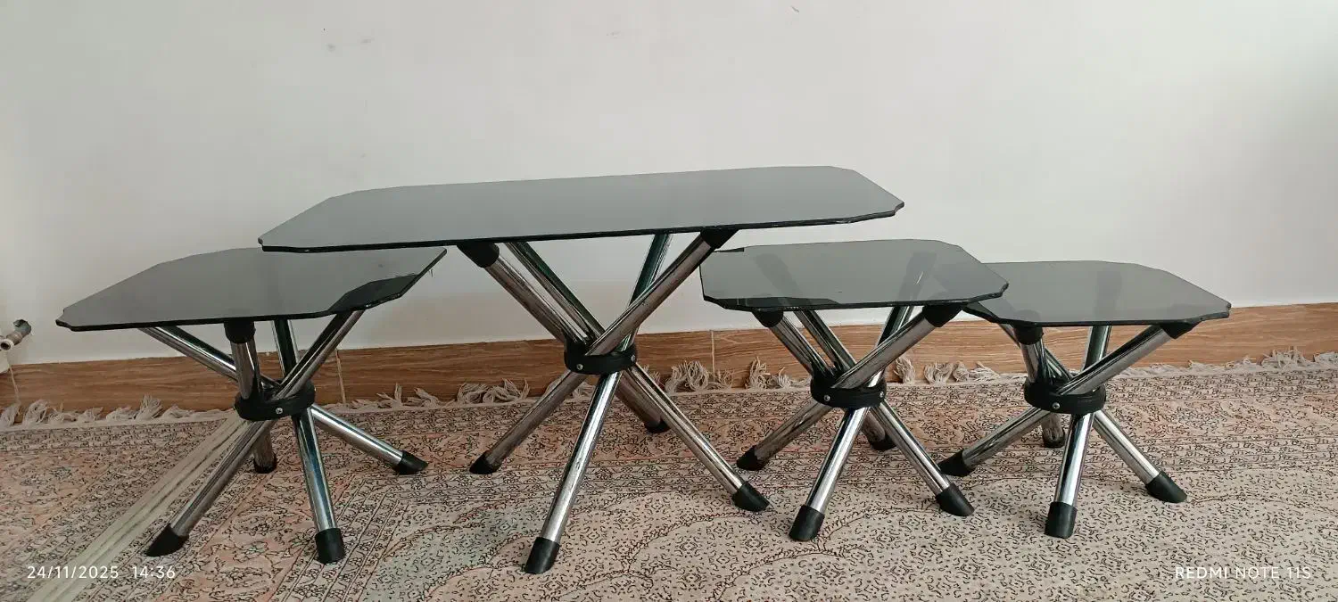 میز عسلی شیشه ای  پایه فلزی|مبلمان خانگی و میز عسلی|خرم‌آباد, |دیوار