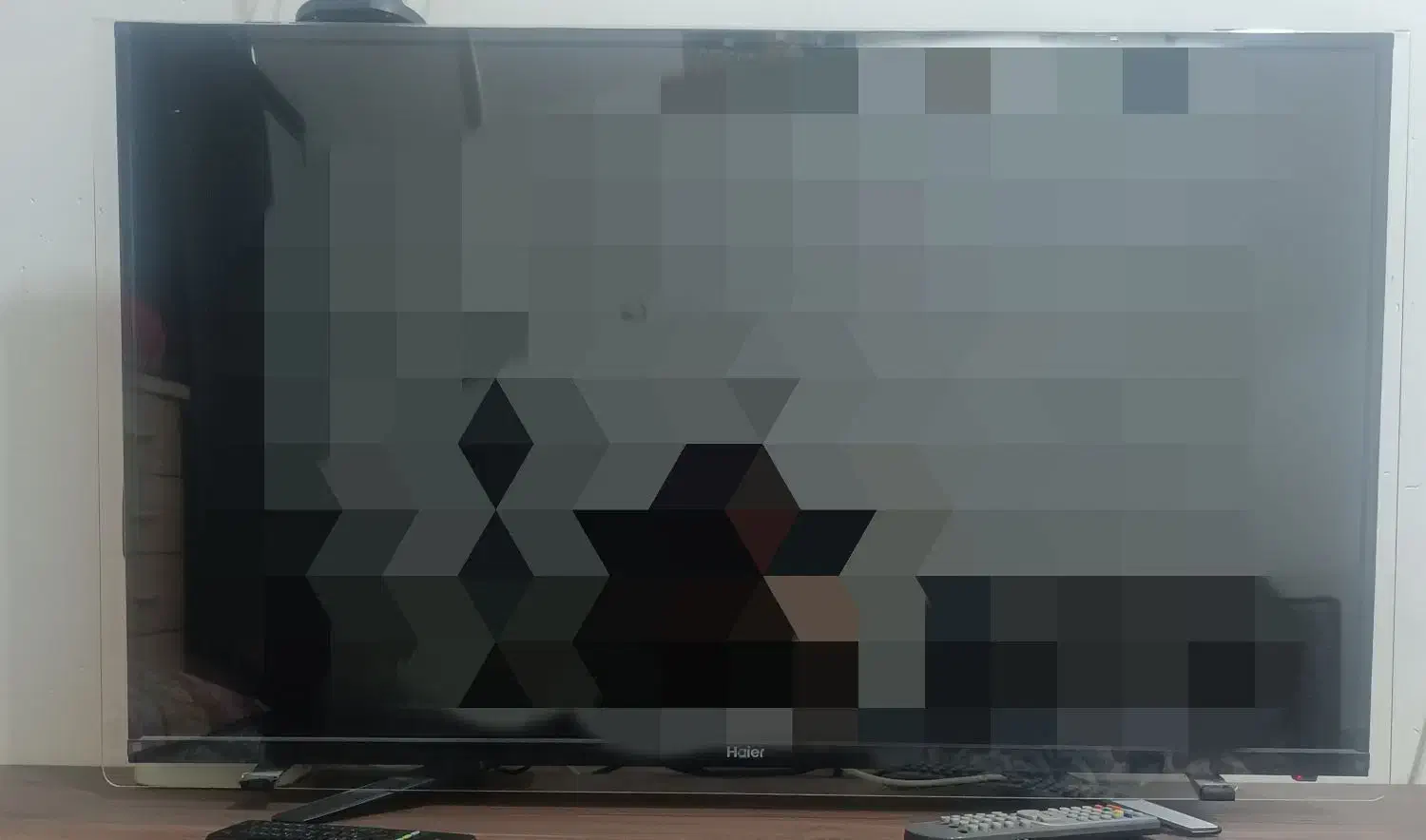 تلویزیون هایر 42اینچ درحدنو|تلویزیون و پروژکتور|زاهدان, |دیوار