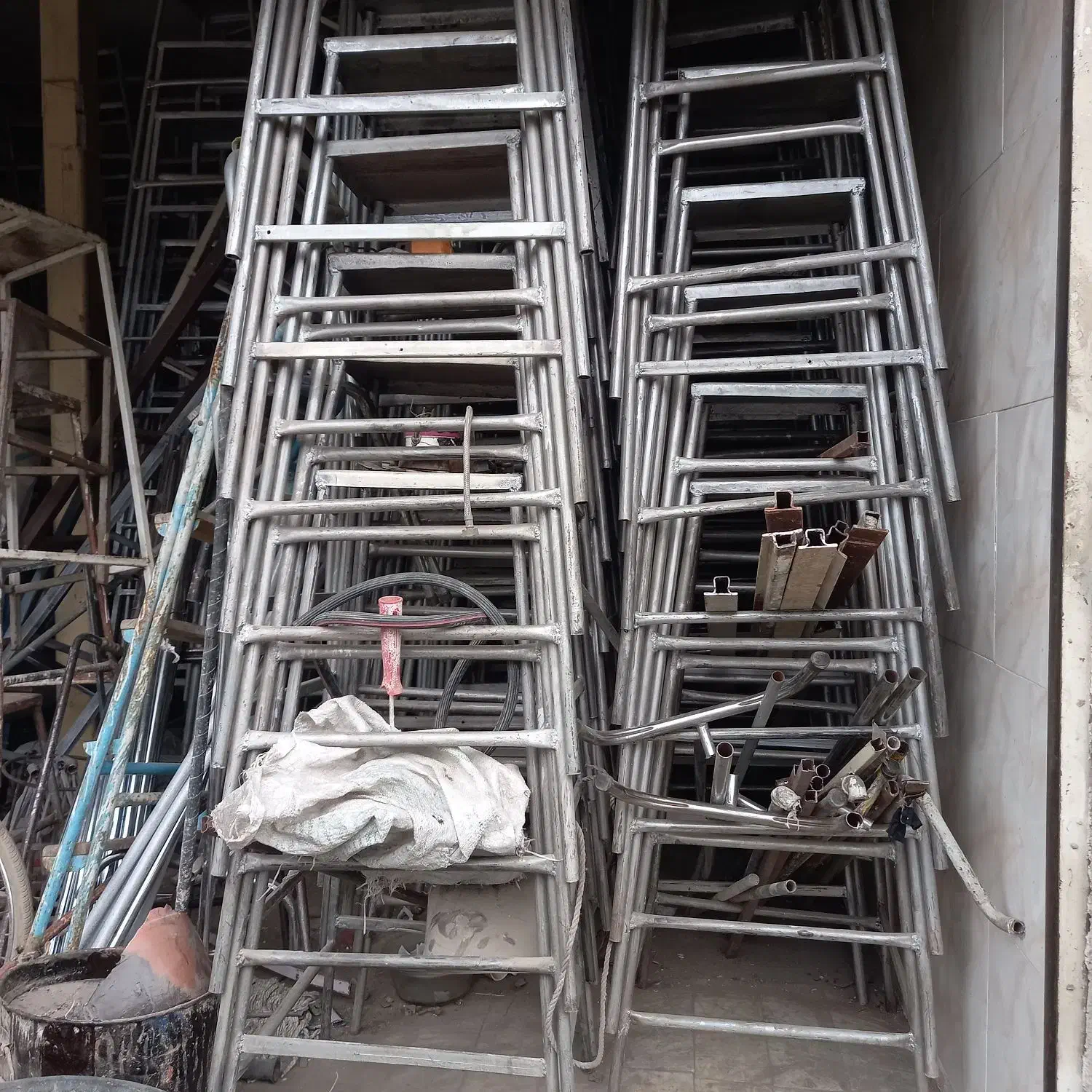 چهارپایه|عمدهفروشی|نسیمشهر, |دیوار