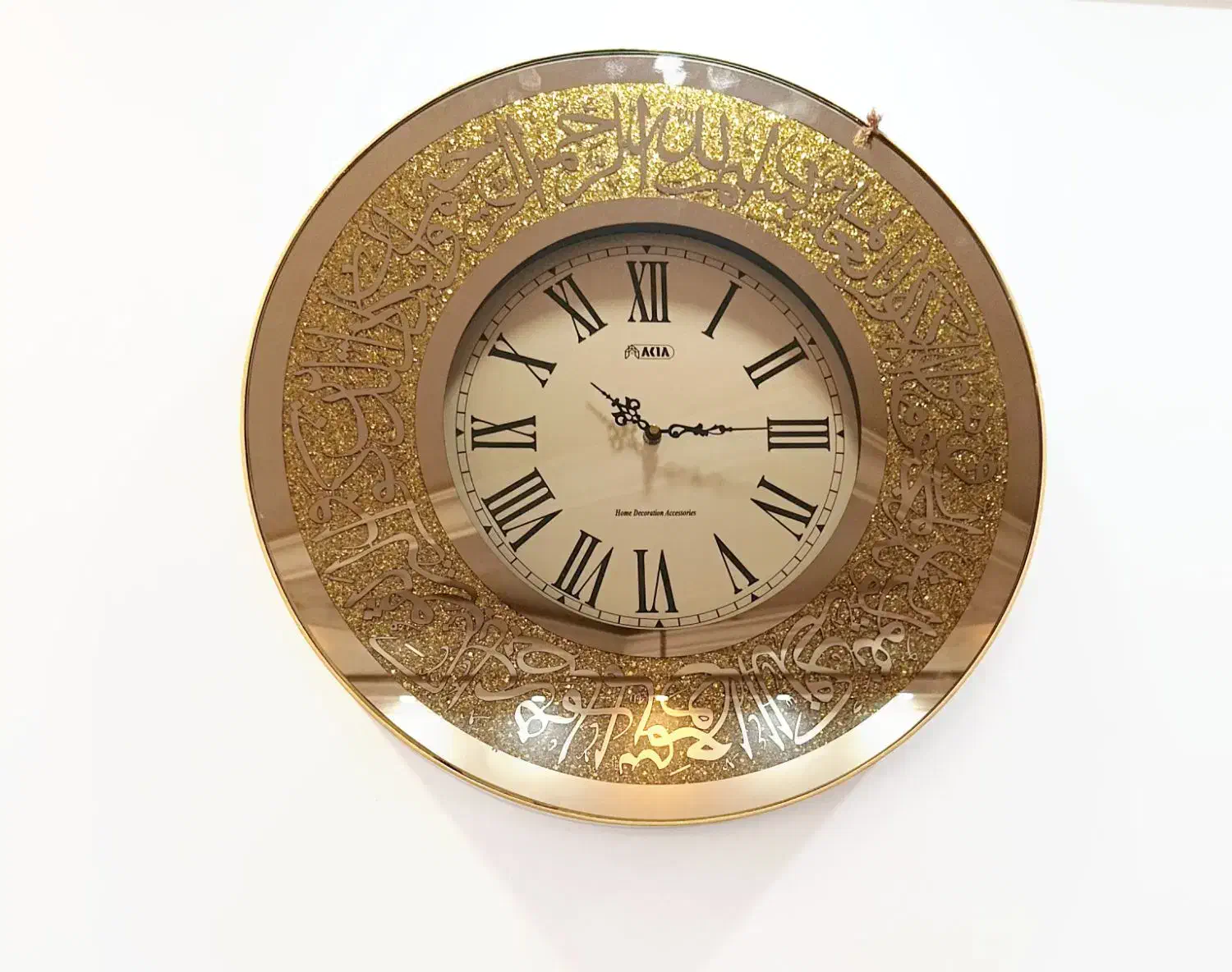 ساعت دیواری طلایی با آیه ان یکاد|ساعت دیواری و تزئینی|نقده, |دیوار