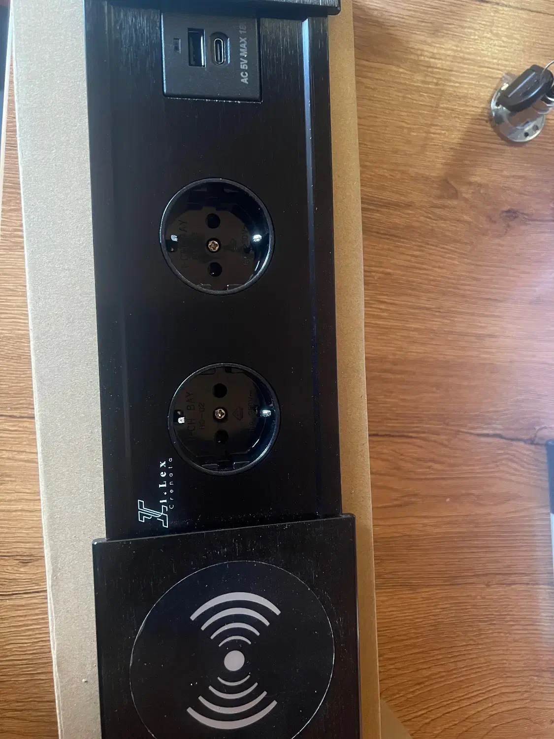 پریز توکار|فروشگاه و مغازه|چهاردانگه (تهران), |دیوار