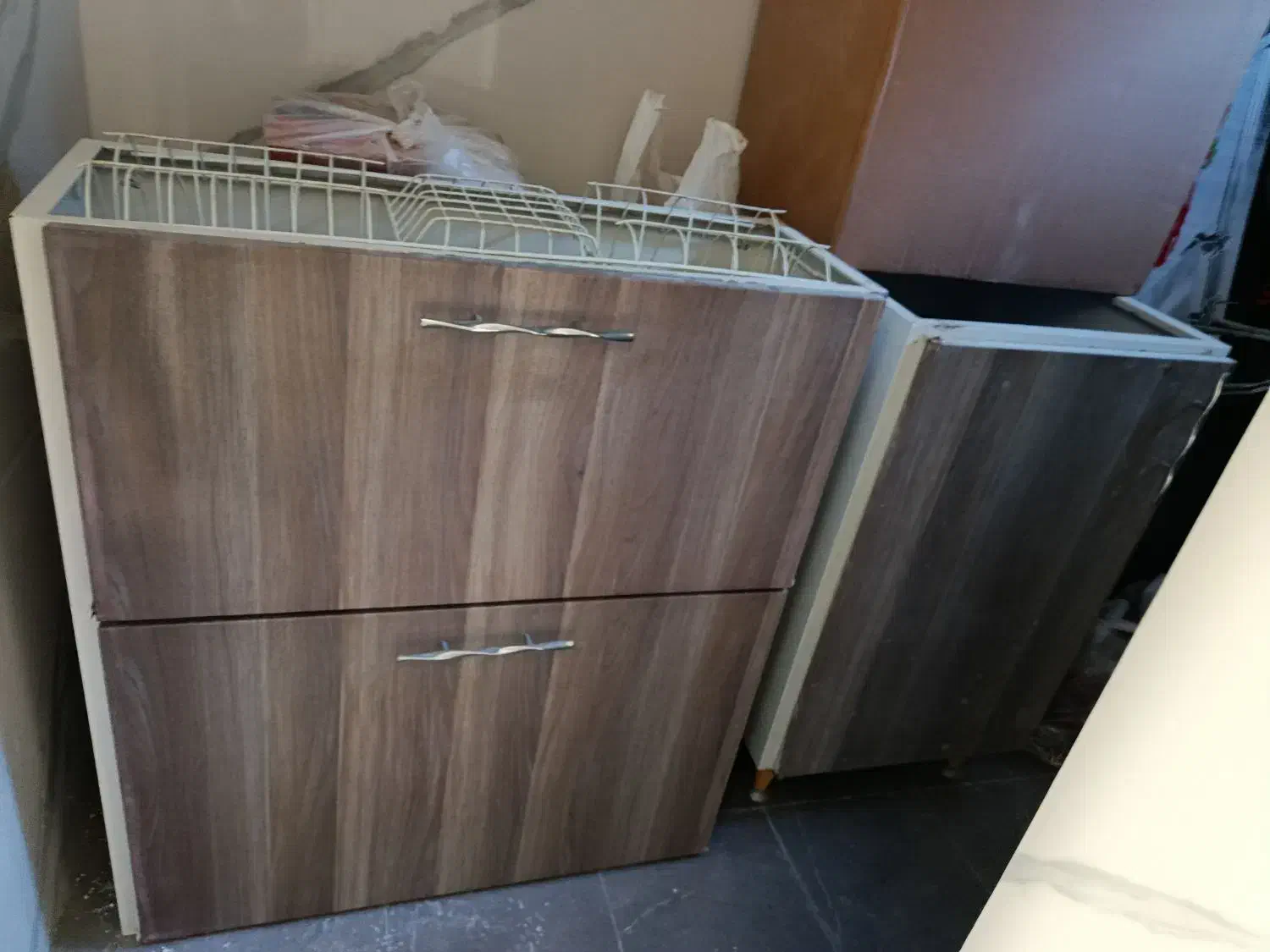 کابینت فلزی در حد نو سالم سالم|مصالح و تجهیزات ساختمان|تنکابن, |دیوار