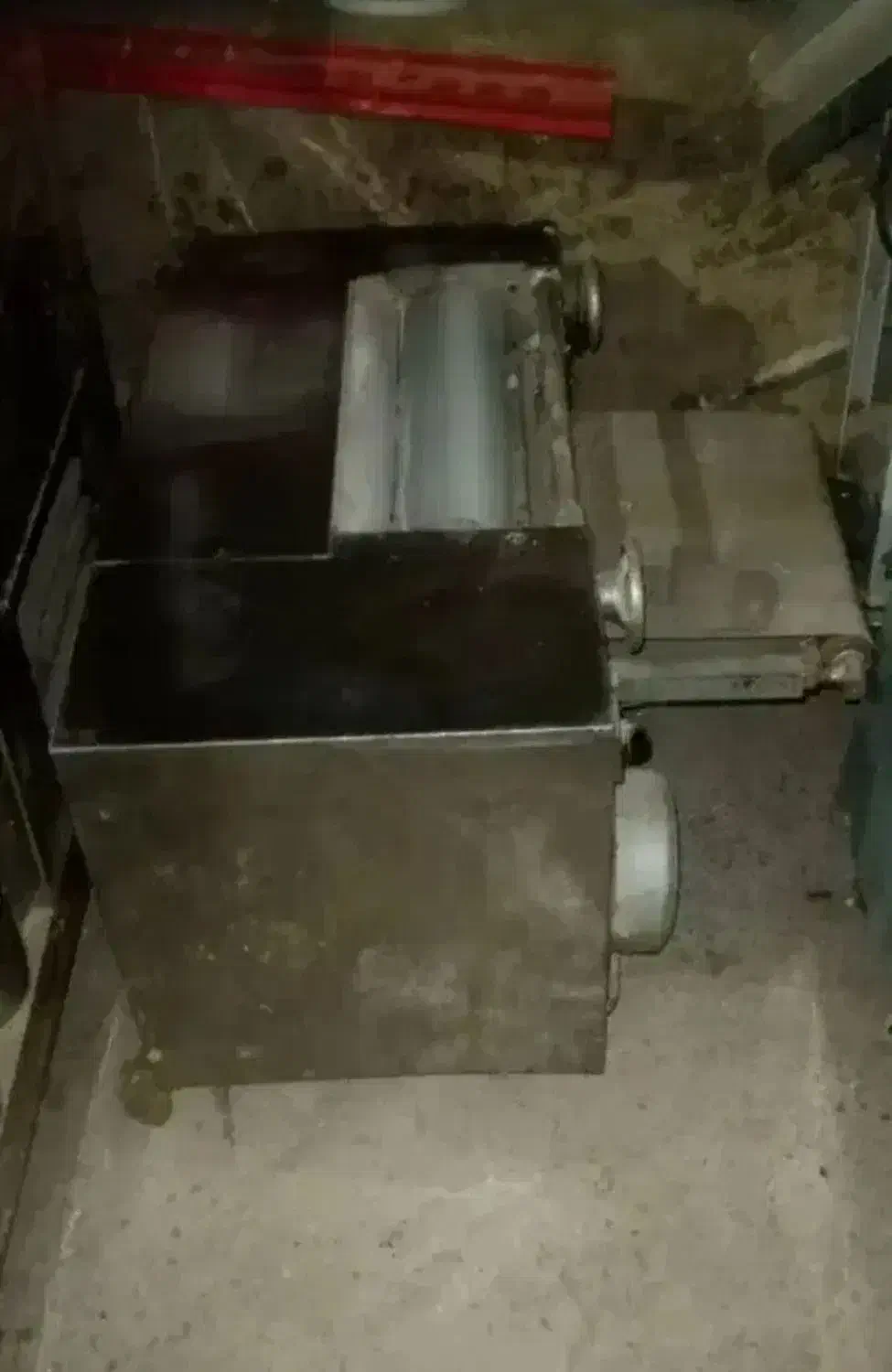 فروش چونه پهن کن نانوایی و خمیر گیر.مکان فلارد|فروشگاه و مغازه|لردگان, |دیوار