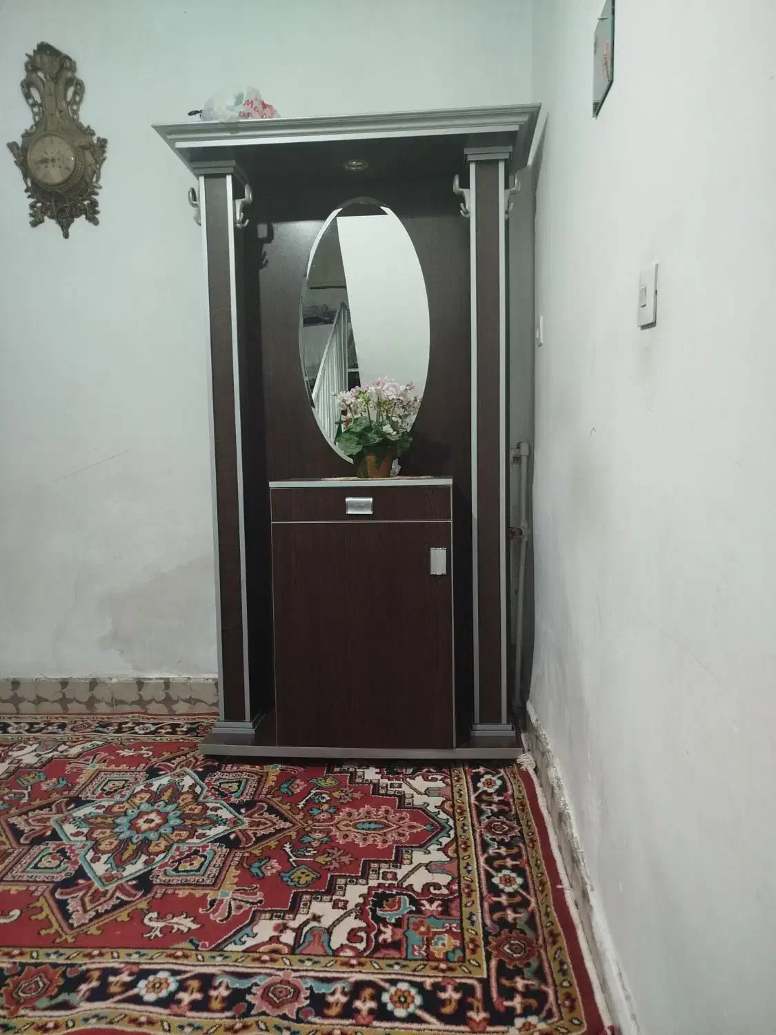 جاکفشی وجالباسی|جاکفشی، کمد، دراور|اهر, |دیوار