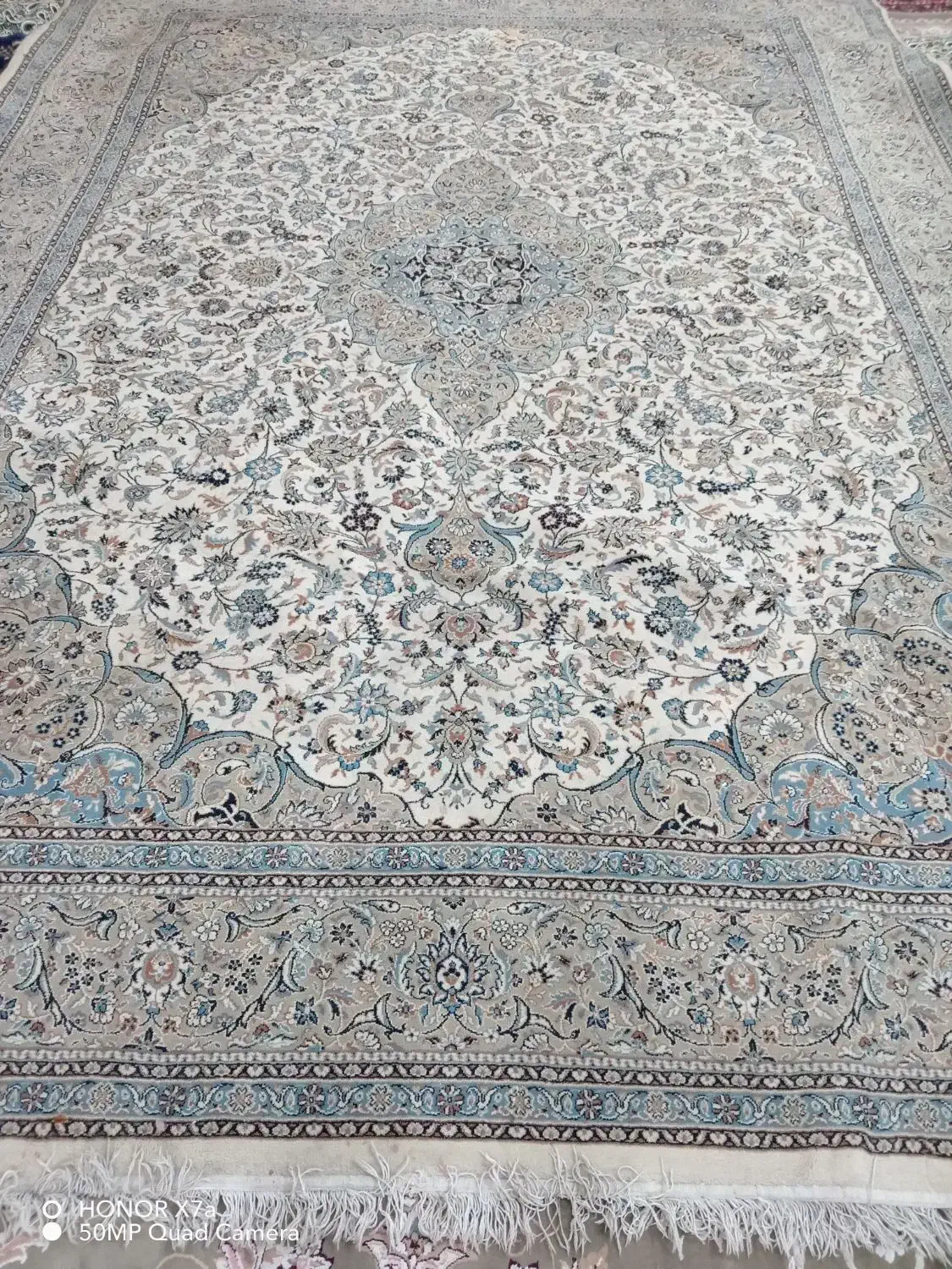 فرش ۱۲ متری سالم و کم کارکرد.هر عدد.۱۲۰۰.۰۰۰تومان|فرش|نیر (اردبیل), |دیوار