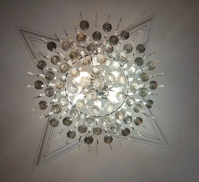 لوستر اشکی اتریشی رنگ نقره ای فروش فوری|لوستر و چراغ آویز|تهران, فردوس|دیوار