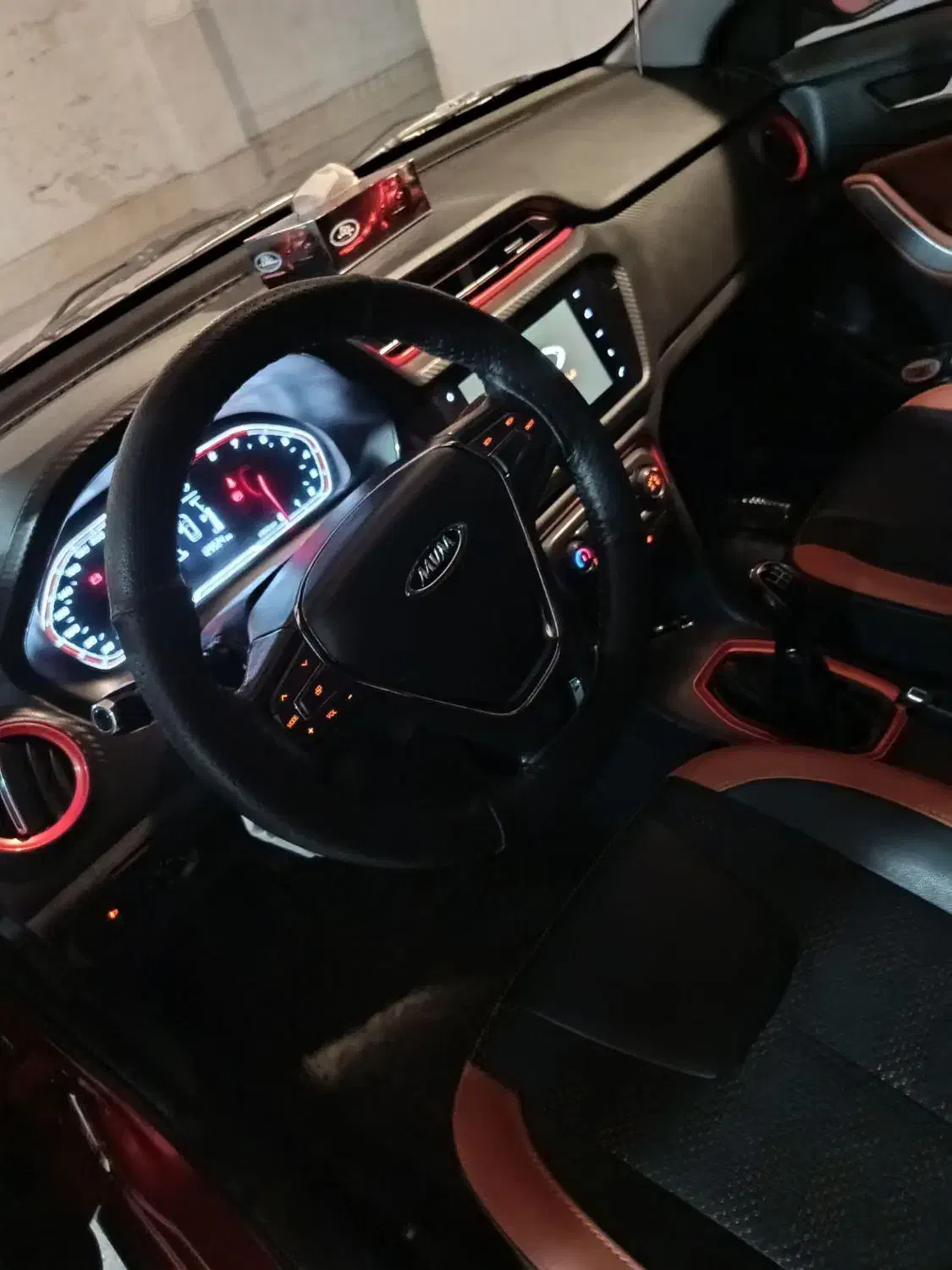 ماشین|خودرو سواری و وانت|اندیشه, اندیشه فاز ۱|دیوار