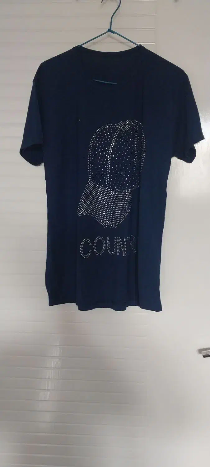 بلوز|لباس|سلماس, |دیوار