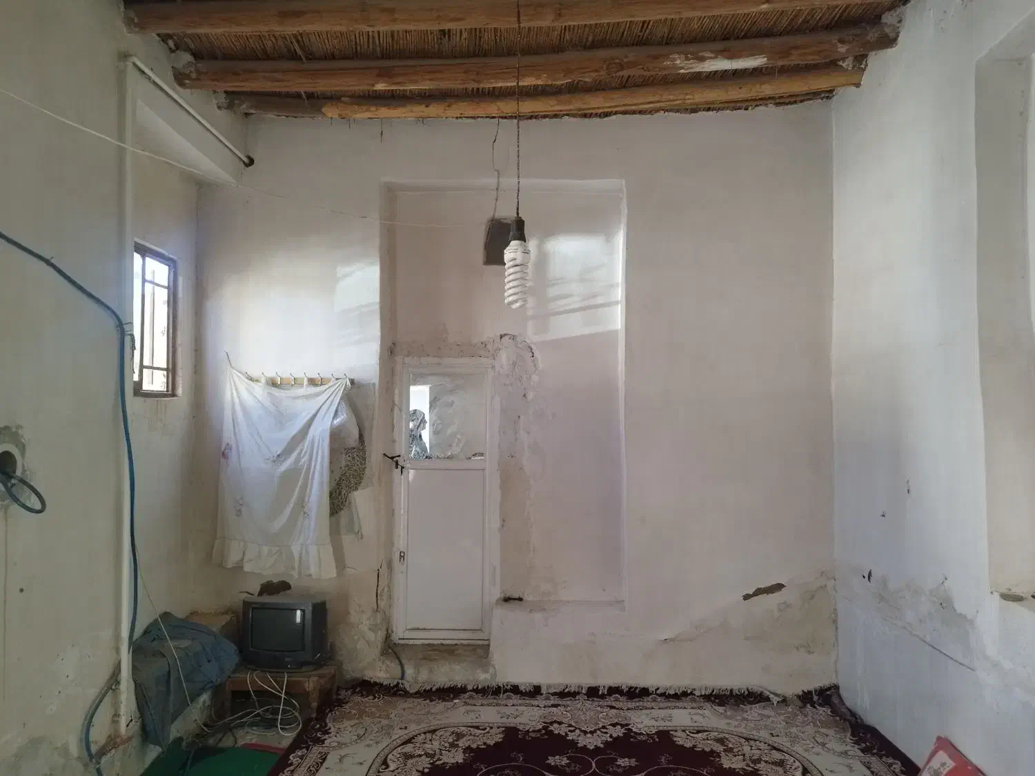 خانه فروشی روستای ازوار|فروش خانه و ویلا|برزک, |دیوار