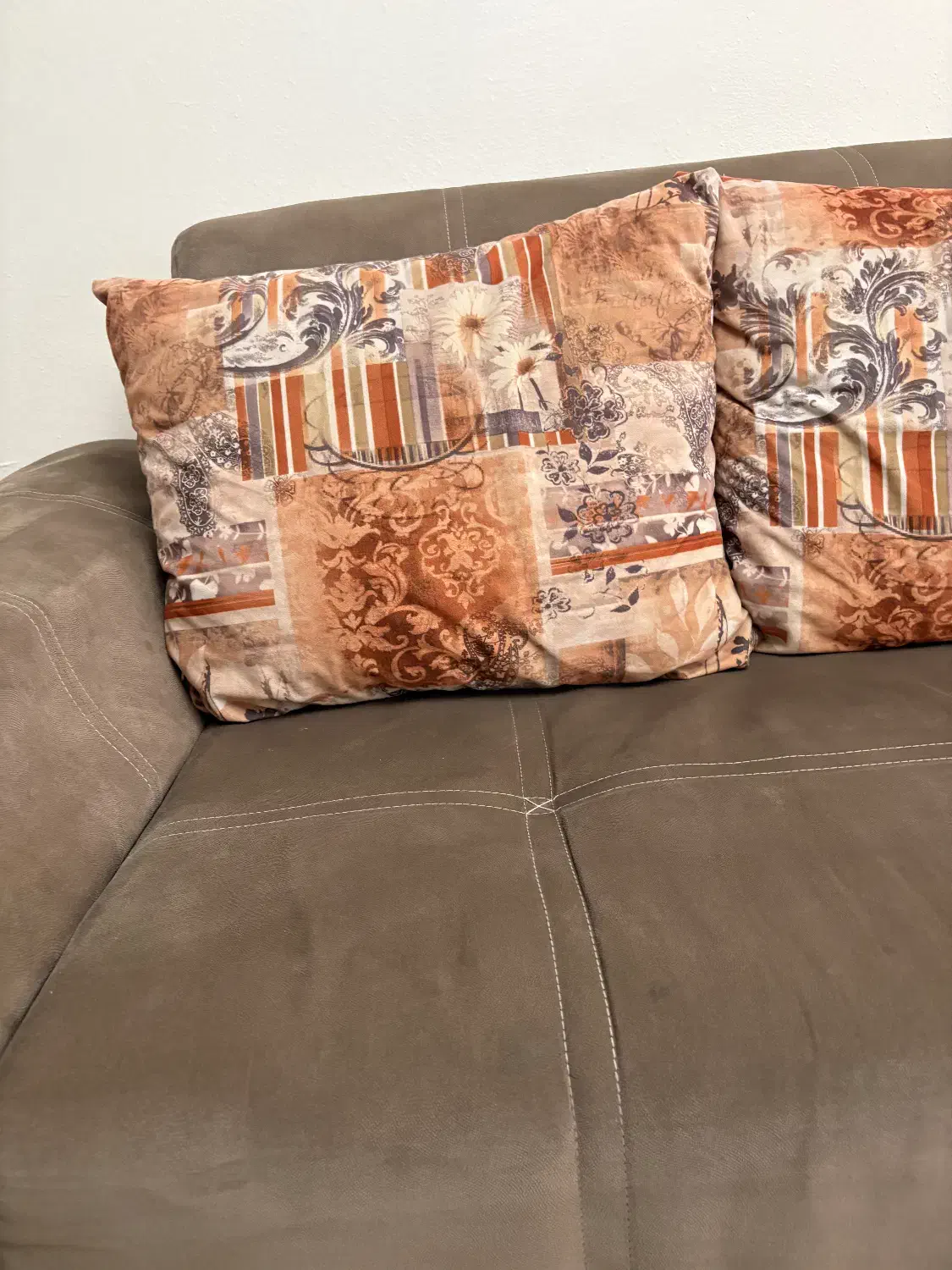 مبل ۷ نفره راحتی|مبلمان خانگی و میز عسلی|تهران, شهید فکوری|دیوار