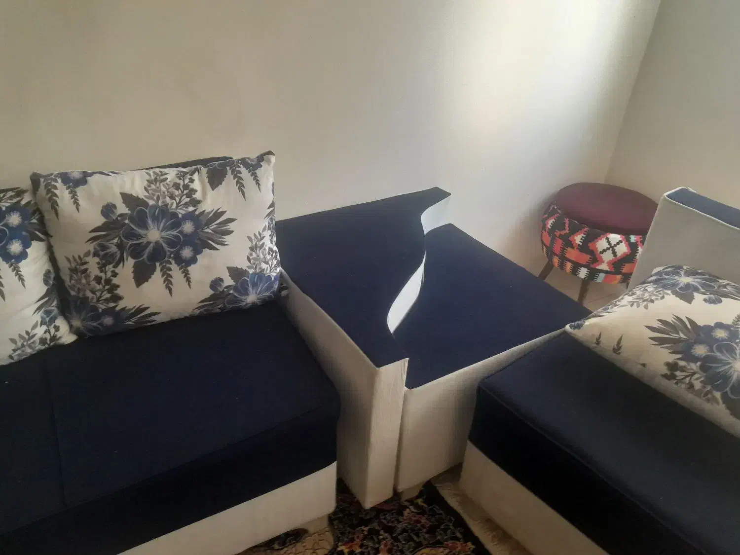 مبلمان|مبلمان خانگی و میز عسلی|پرند, فاز ۶|دیوار