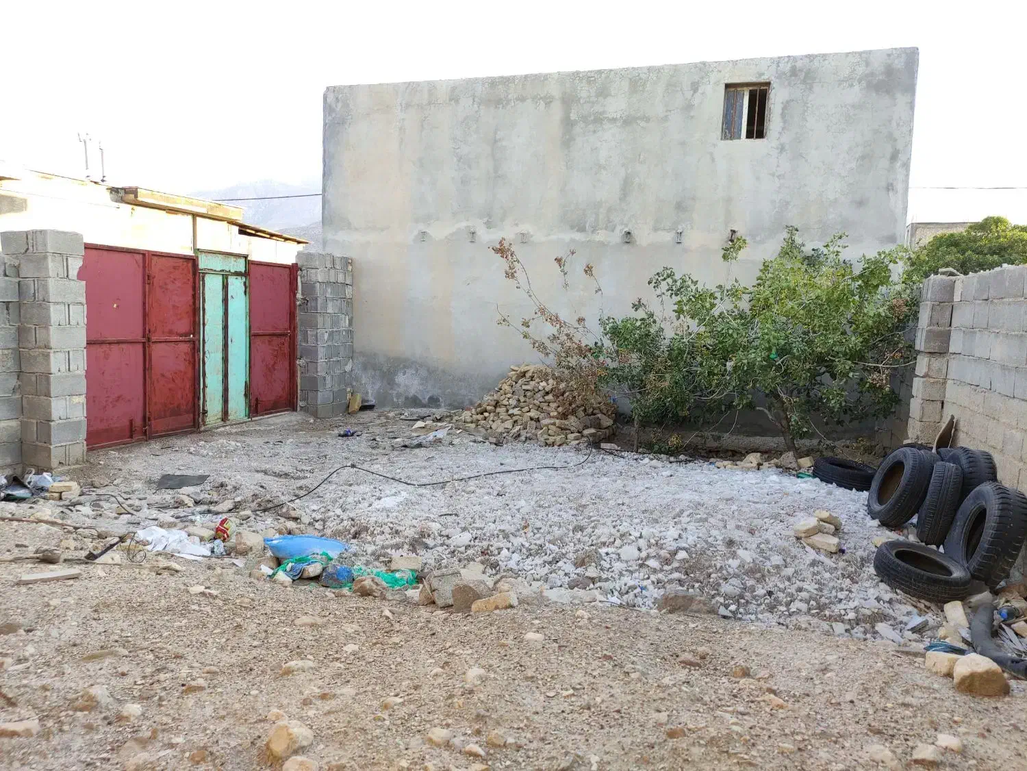 فروش اسکلت نیمه کاره در سروستان روستای سیف آباد|فروش خانه و ویلا|کوهنجان, |دیوار