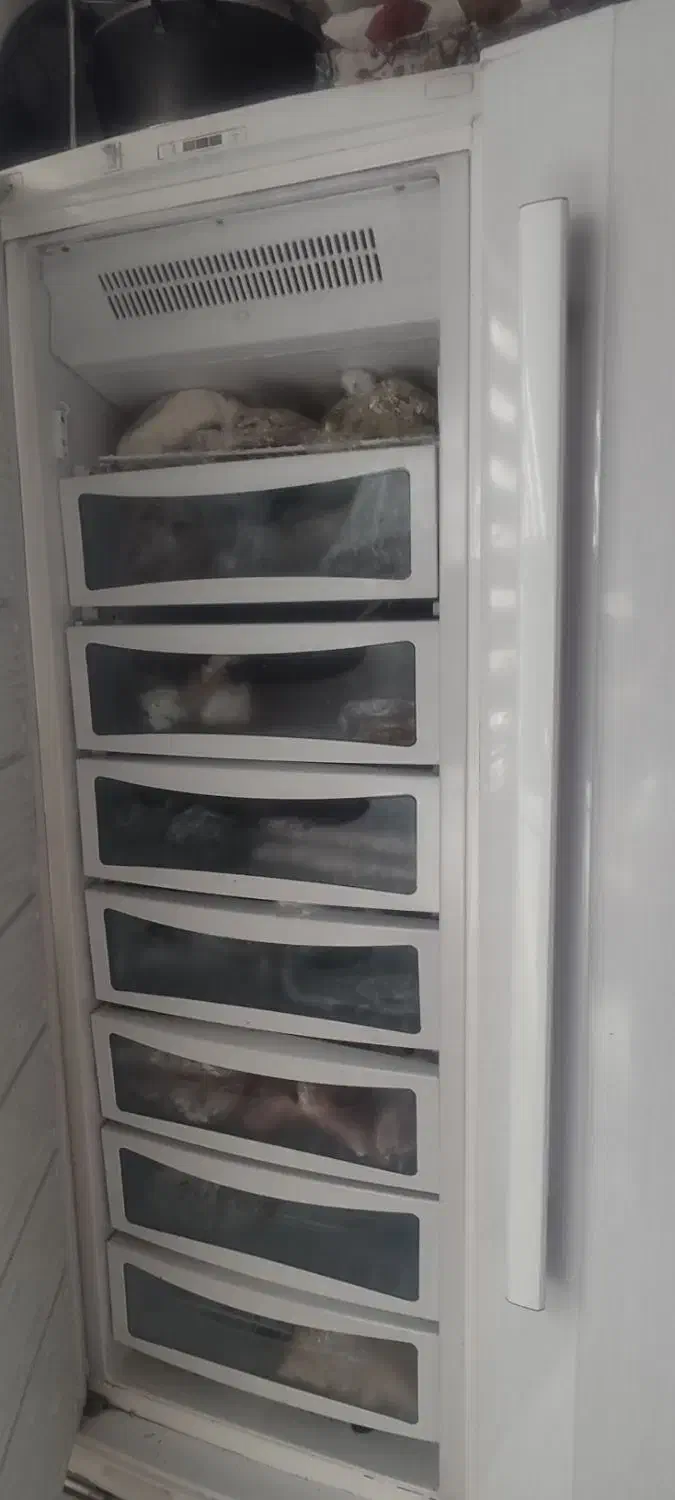 فریزر درحال کار است موتورش موقع اتومات صدا میده|یخچال و فریزر|پردیس, فاز ۳|دیوار