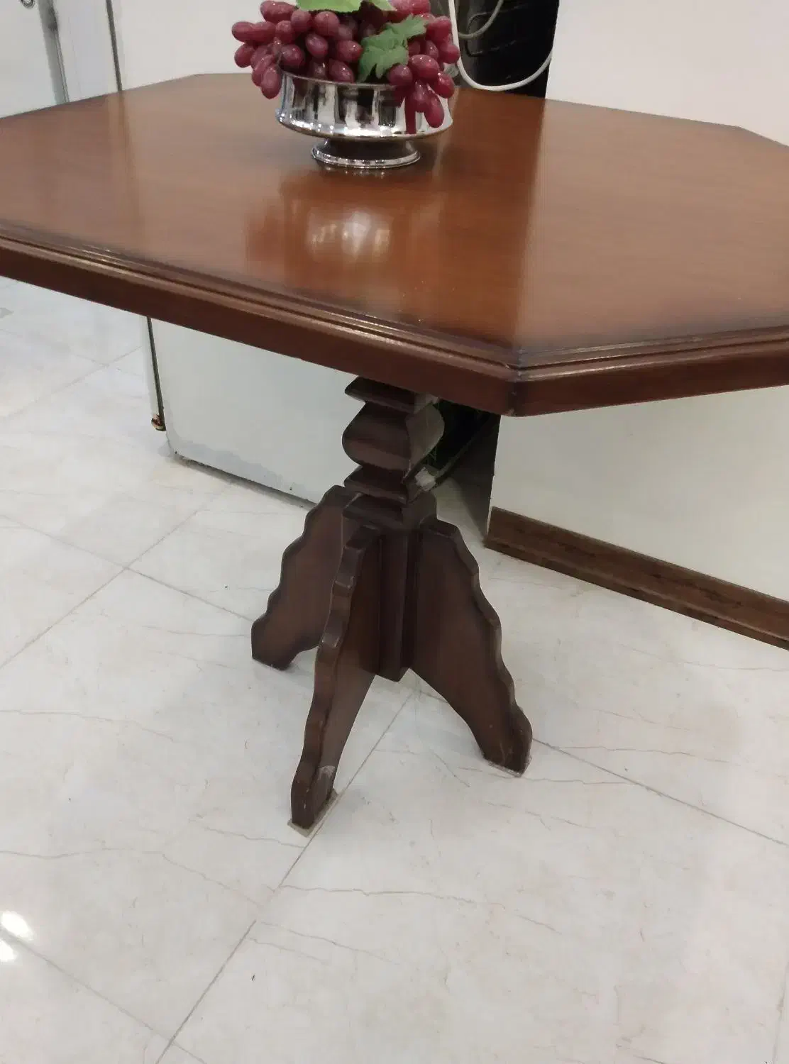 میز چهار. نفر|میز و صندلی غذاخوری|گرمدره, |دیوار