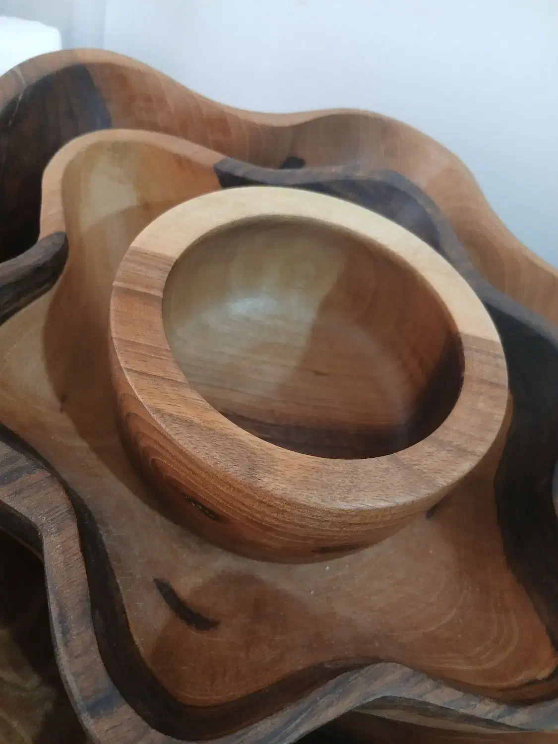 سرویس پذیرایی چوب گردو نو و استفاده نشده|ظروف سرو و پذیرایی|فریدون‌کنار, |دیوار