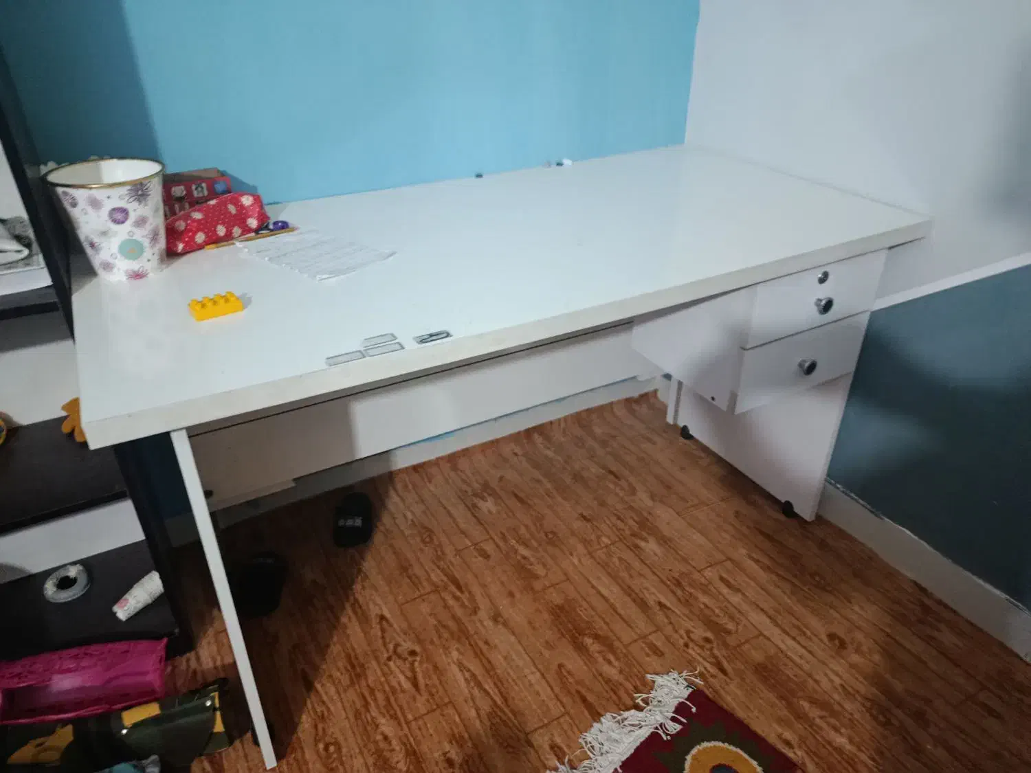 میز تحریر ، پیشخوان|میز تحریر و کامپیوتر|جم, |دیوار