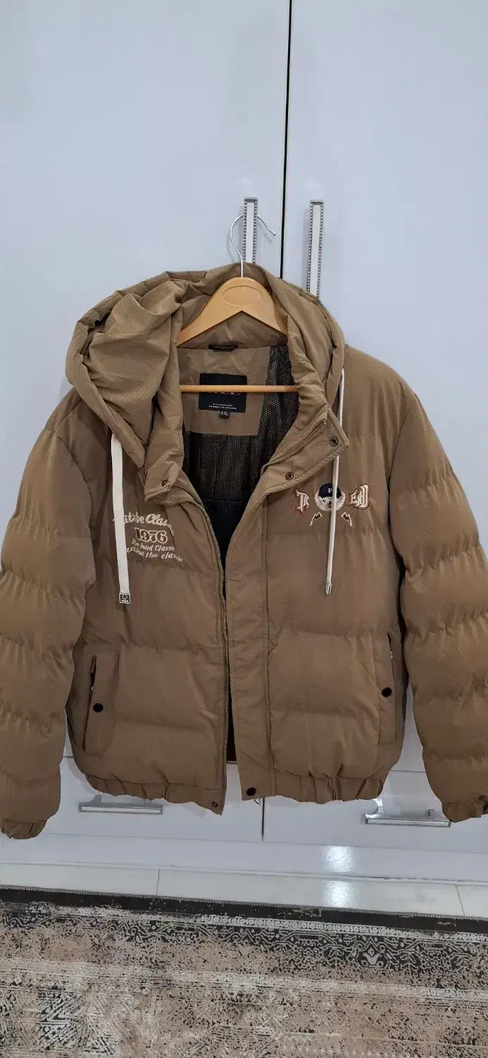 کاپشن خارجی وارداتی|لباس|رشت, چله خانه|دیوار